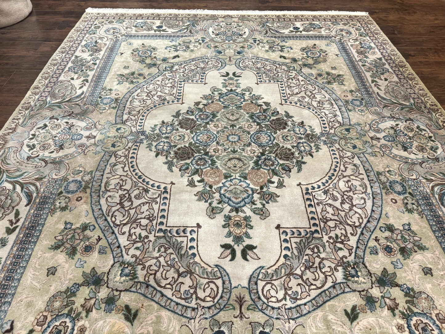 USED Pak Persian Rug 8 x 10.6, Elegant Oriental Carpet, Floral Medallion, Vintage Handmade Wool Rug, FIne 240 KPSI
