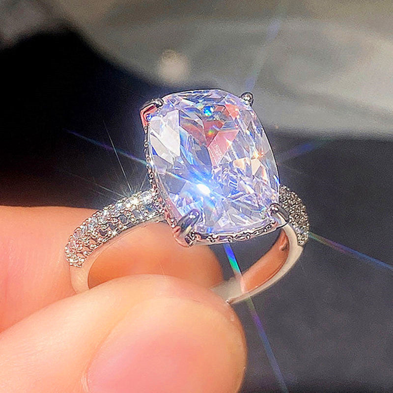 NEW Four-claw White Square Diamond Ring Large Zircon