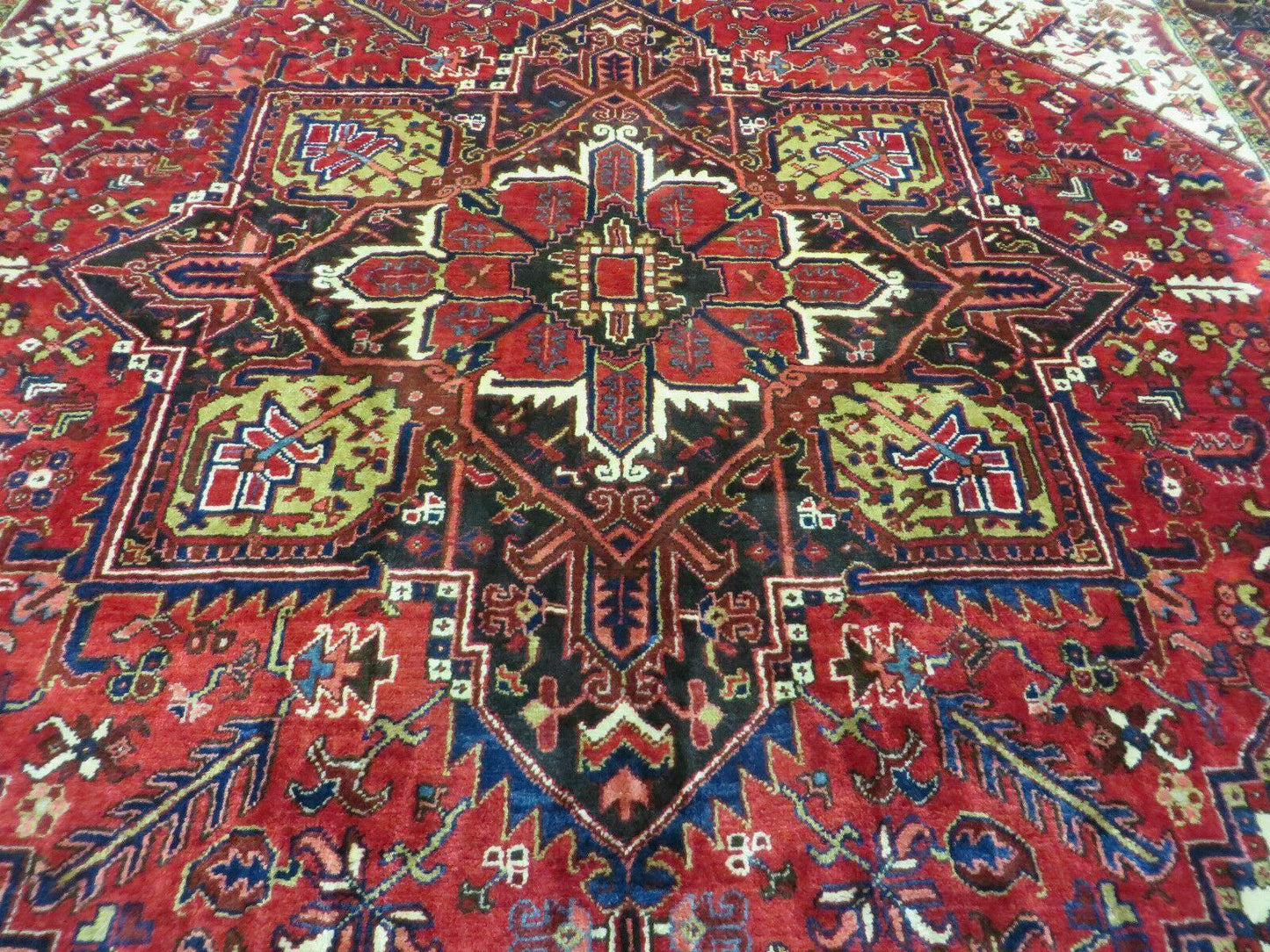 USED Wonderful Persian Heriz Rug 8.6 x 11, Geometric Heriz Carpet, Semi Antique Decorative Area Rug, Red Ivory Dark Blue Handmade Wool Room Sized