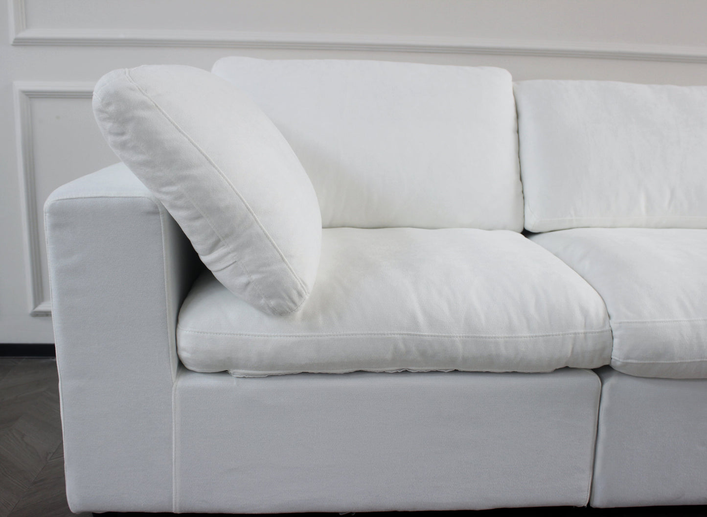 NEW Corner Seater Sofa with Armrest