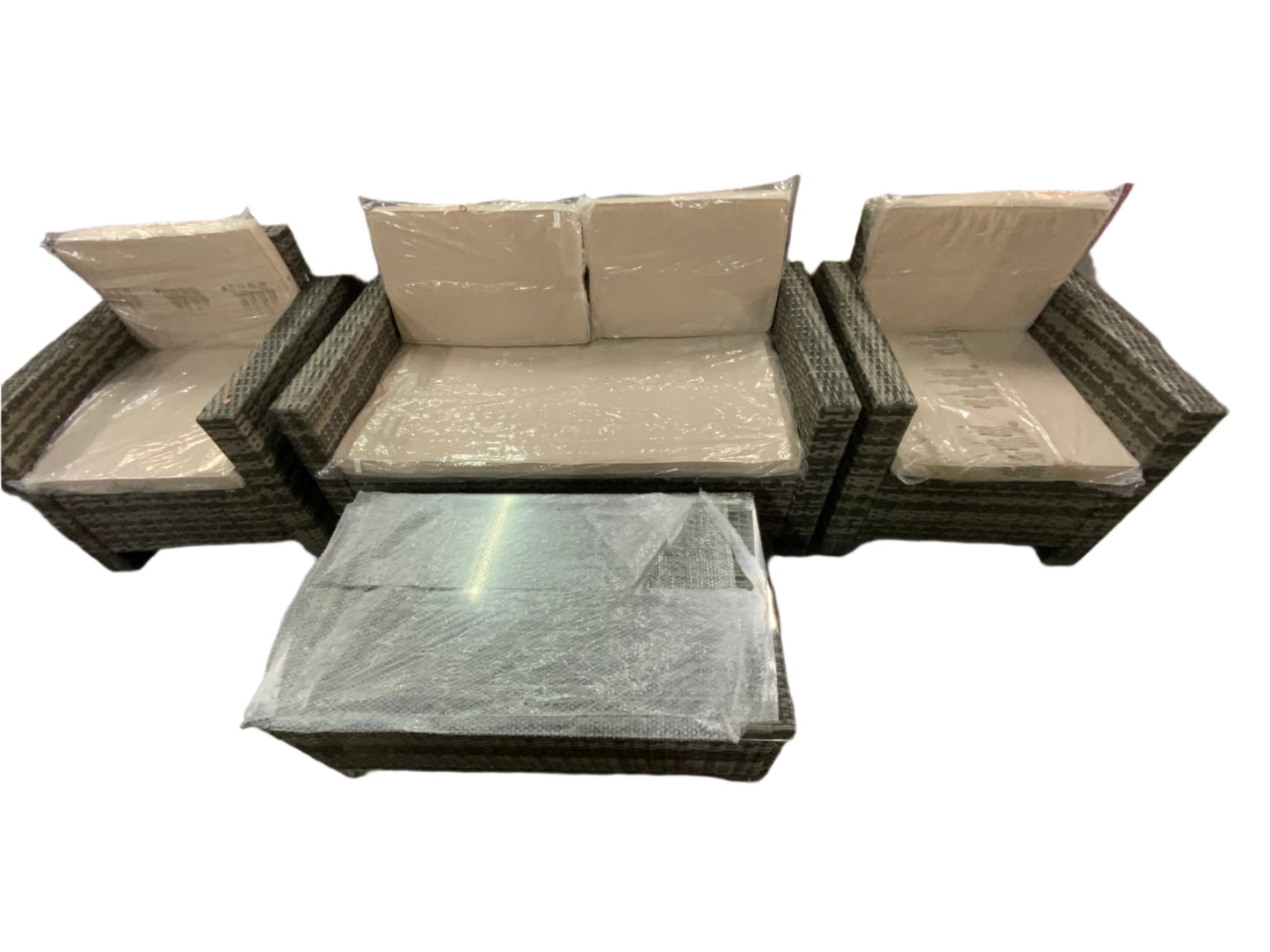 NEW 4 Piece Rattan Outdoor Patio Furniture Set