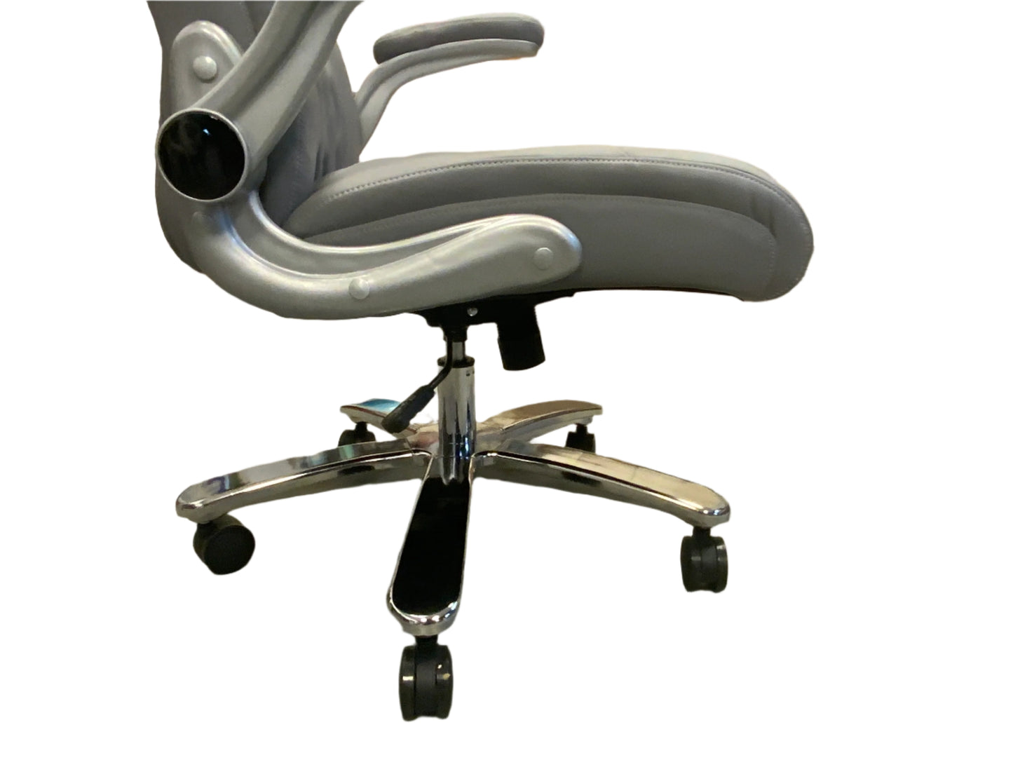 NEW Leather Executive Office Chair
