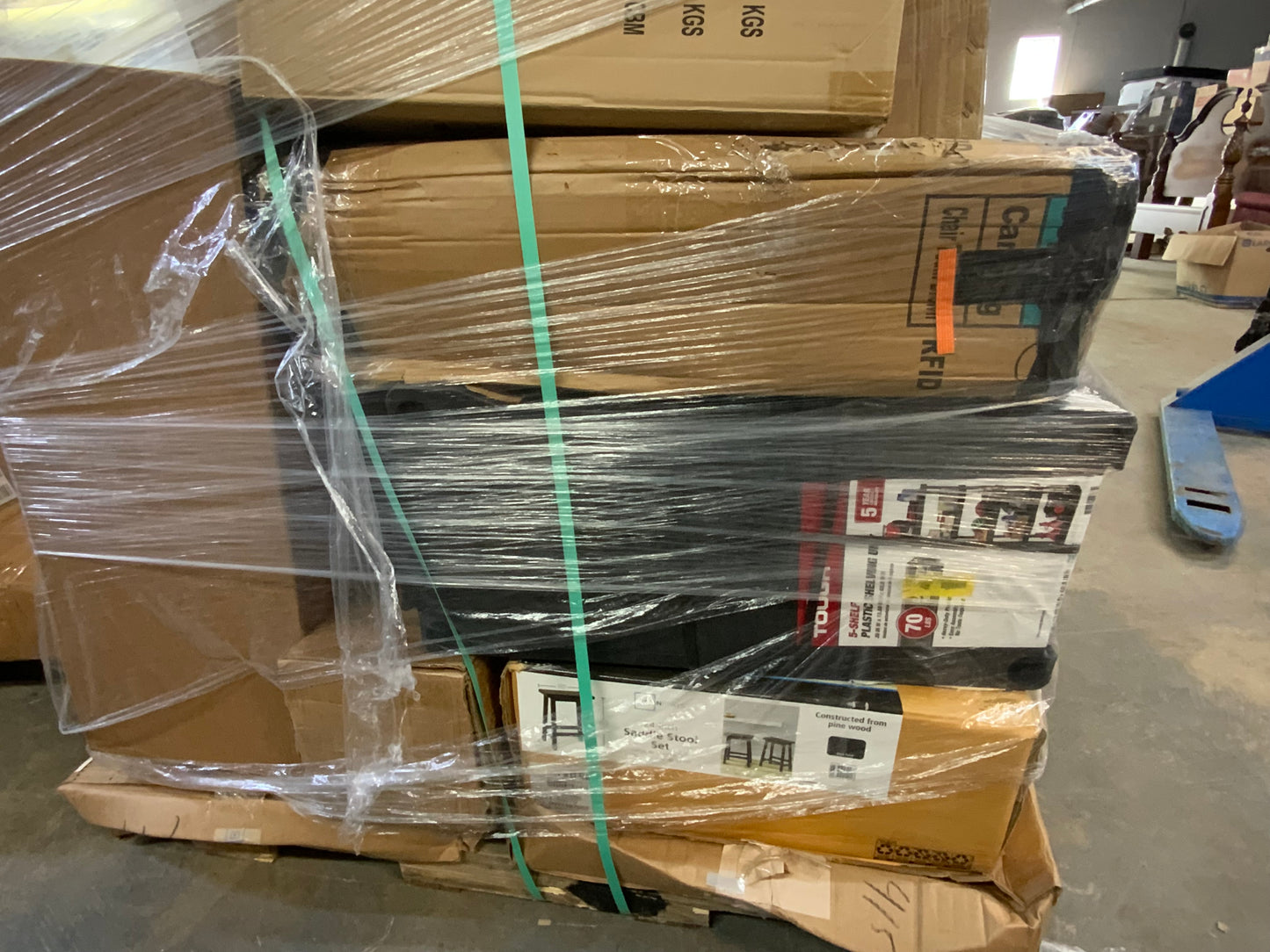 Buy the pallet Walmart returns #931