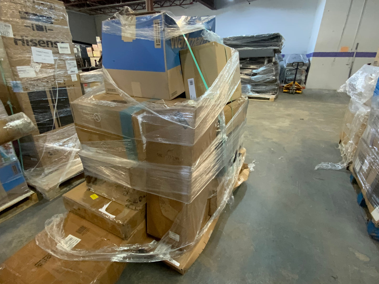 Buy the pallet Walmart returns #931