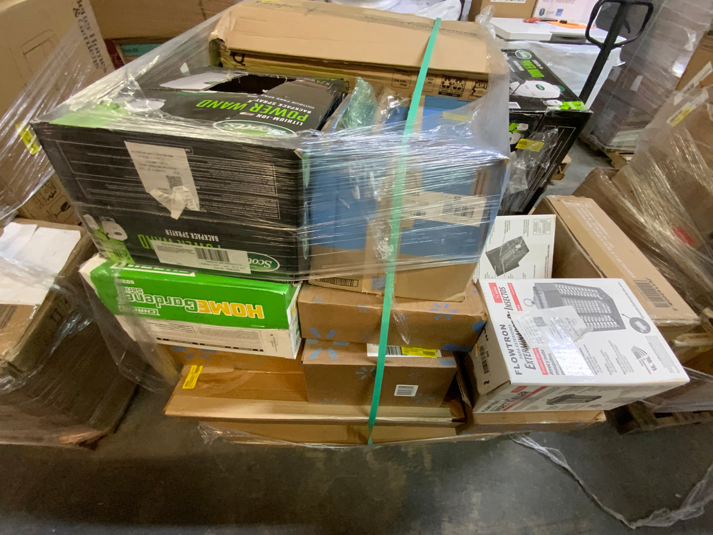 Buy the pallet Walmart returns #932