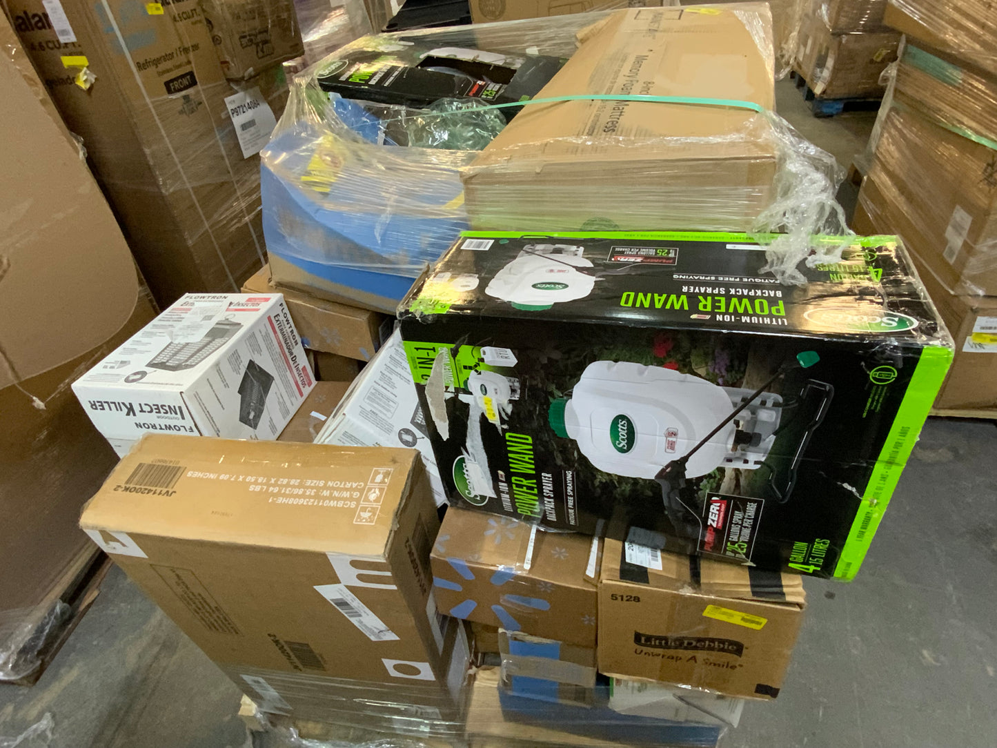 Buy the pallet Walmart returns #932