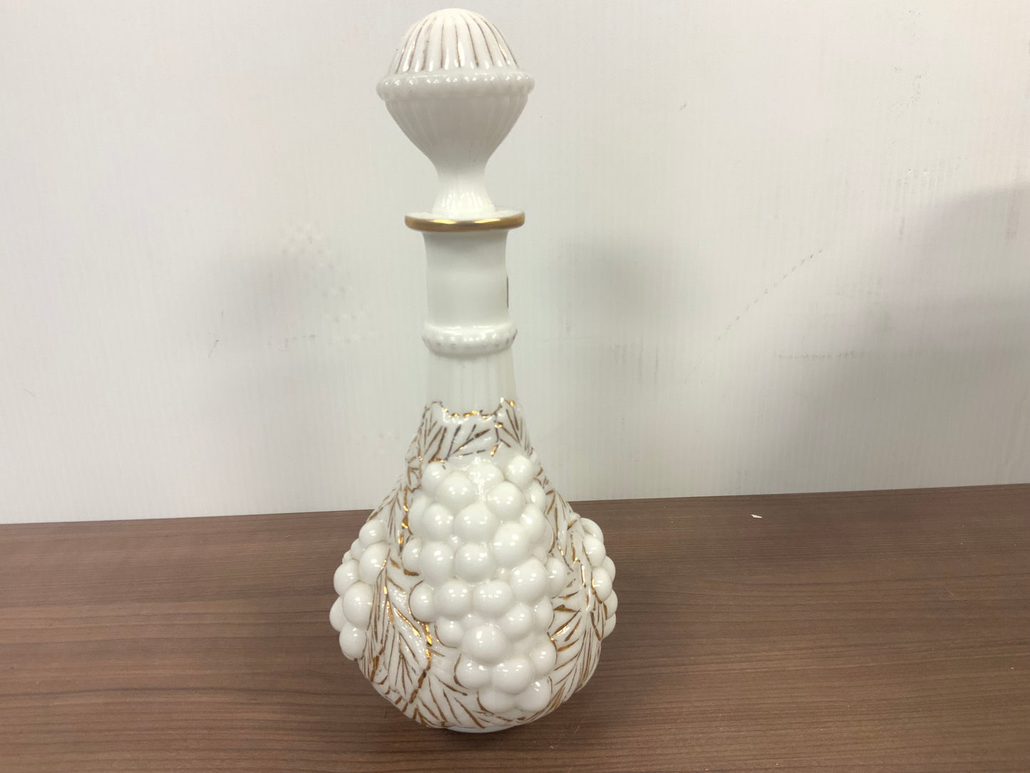 1950's Imperial Vintage Grapes Milk Glass Decanter with Lid 12"