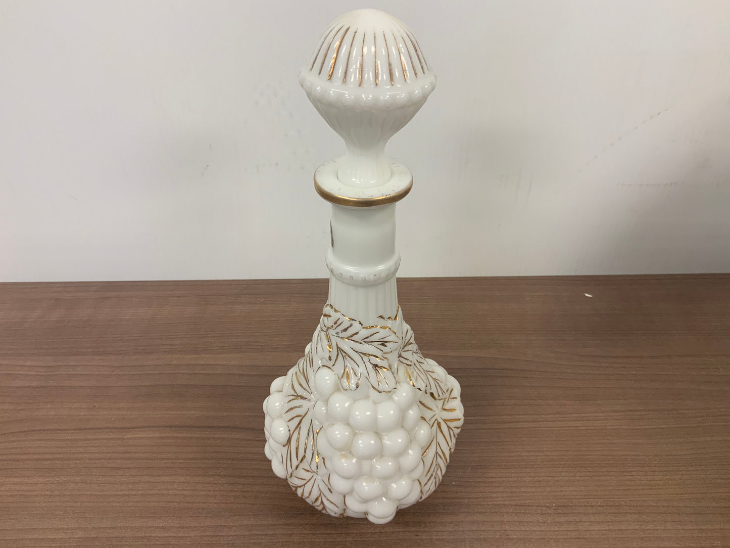 1950's Imperial Vintage Grapes Milk Glass Decanter with Lid 12"