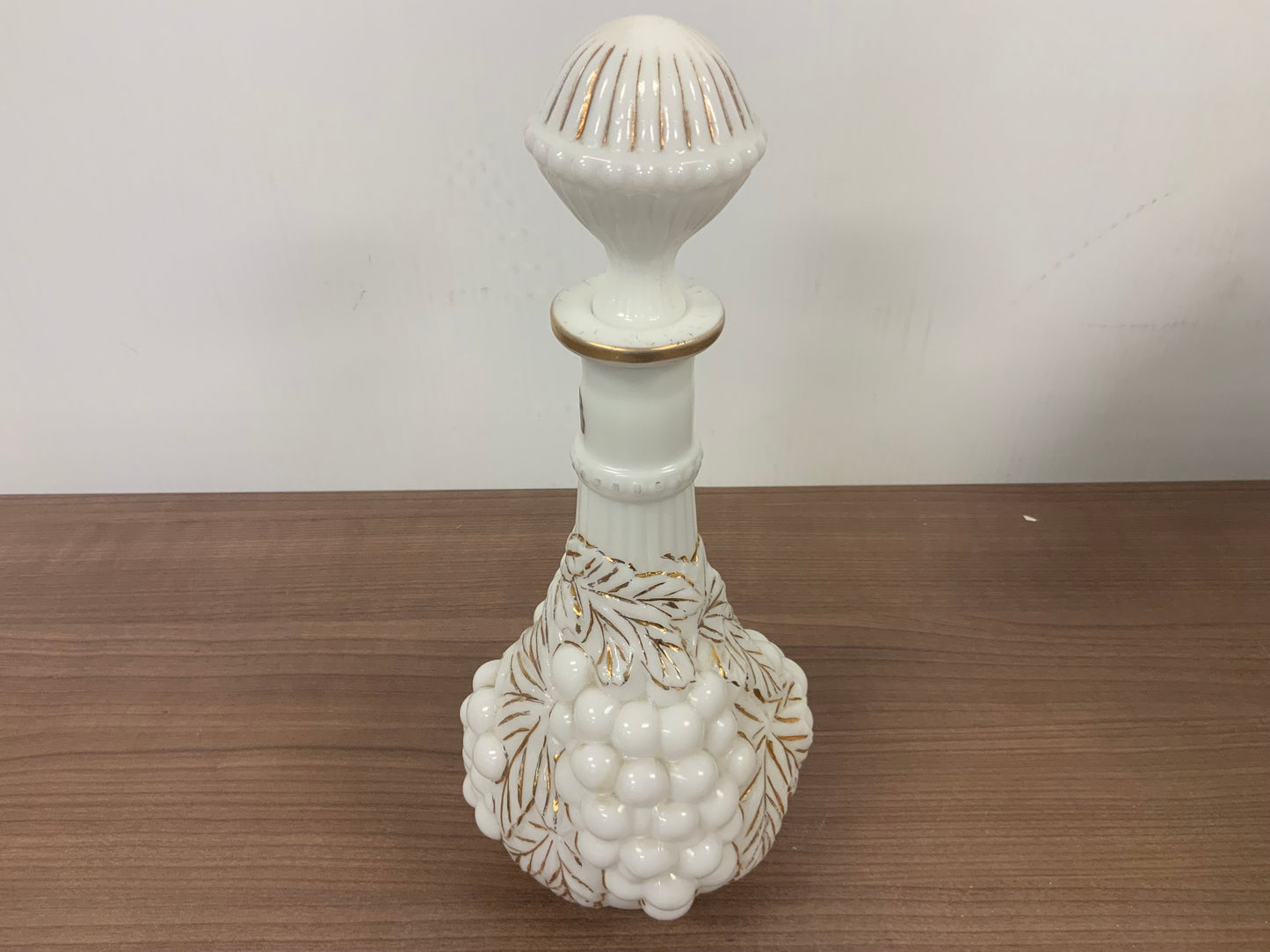 1950's Imperial Vintage Grapes Milk Glass Decanter with Lid 12"