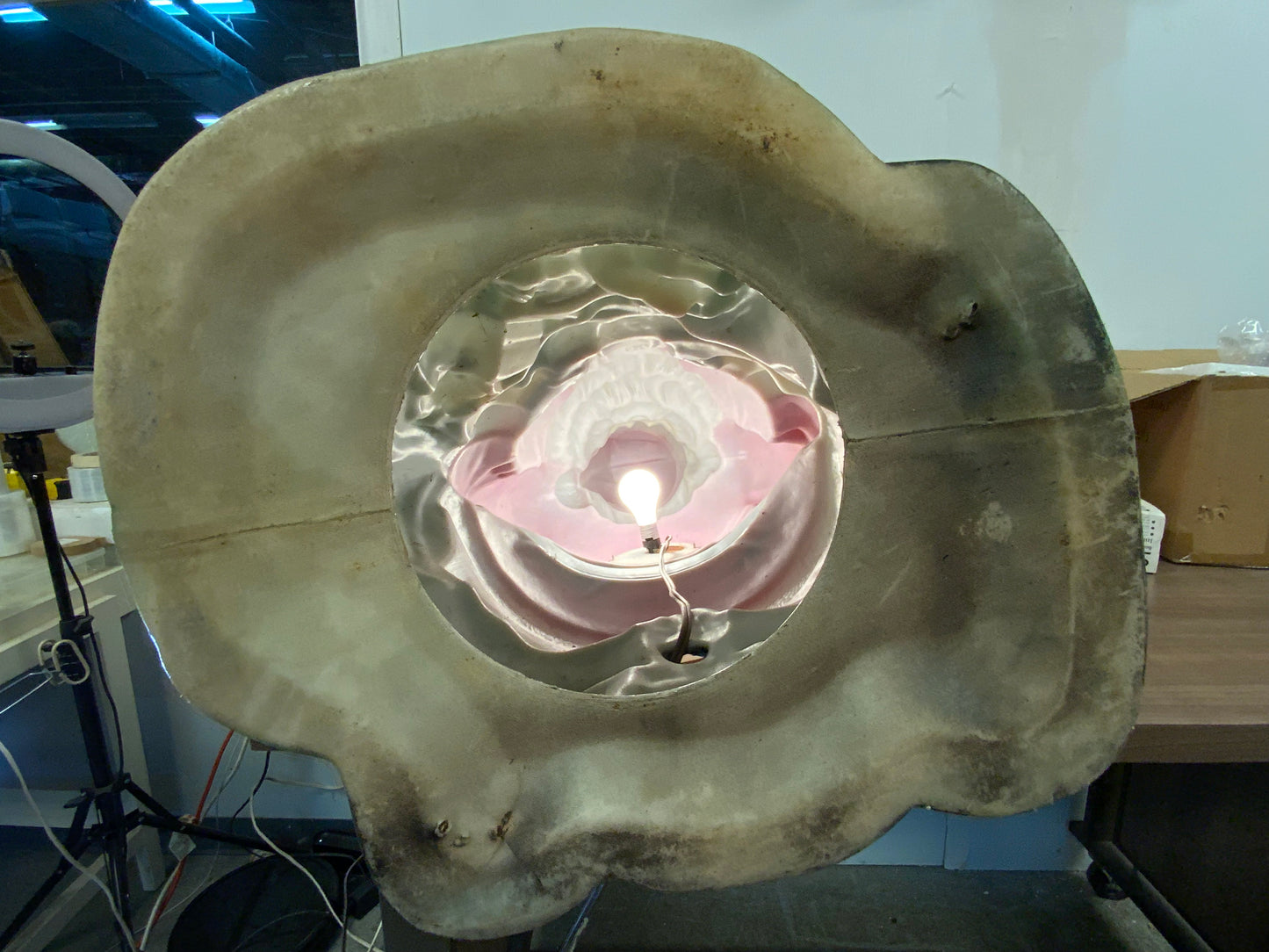 Vintage Christmas 46” Lighted Santa Holding His Green Bag Of Toys Blow Mold