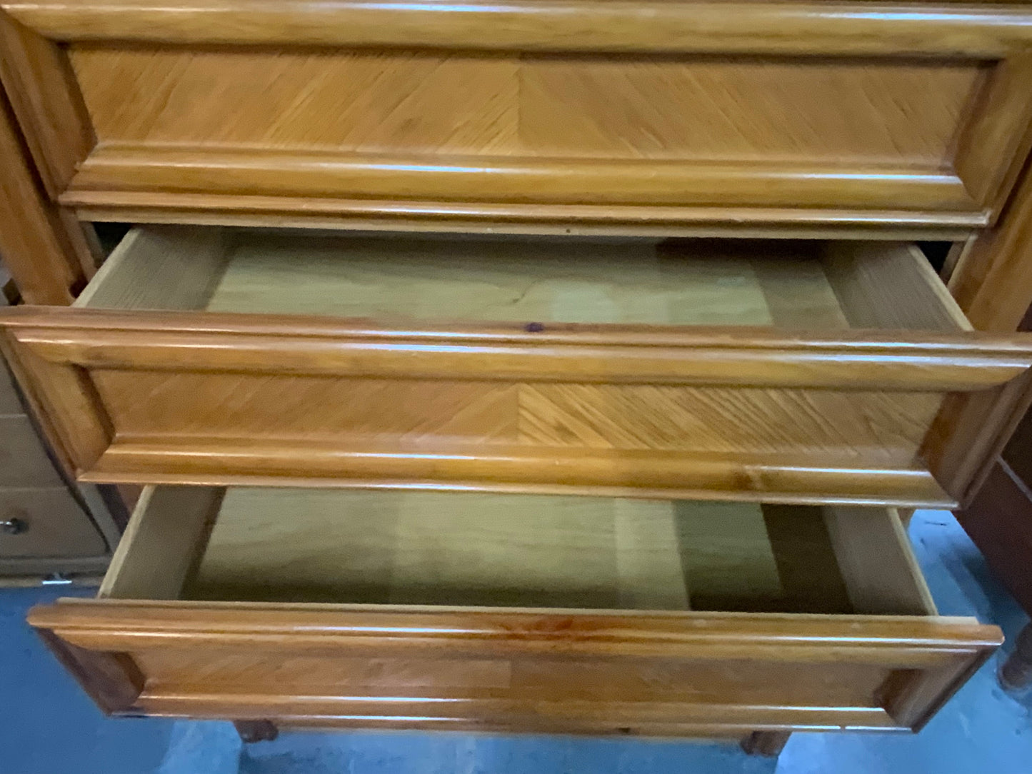 Vintage Mid Modern Oak Five Drawer Chest of Drawers