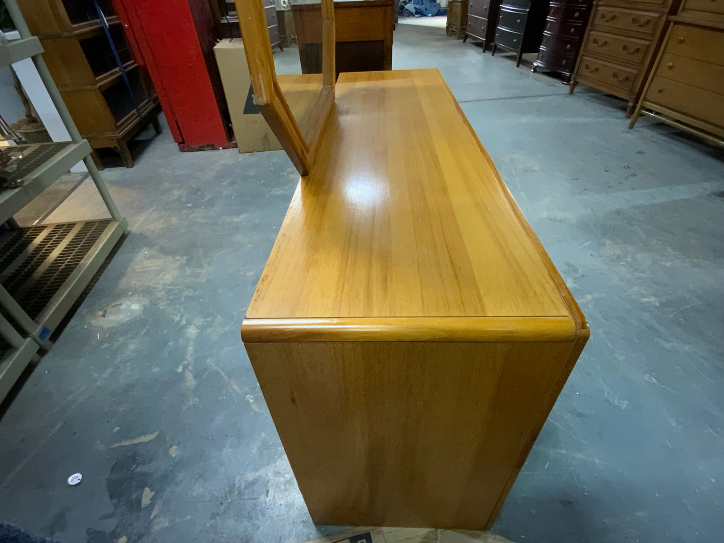 USED Mid Modern Style Oak Seven Drawer His/Her Double Dresser with Mirror