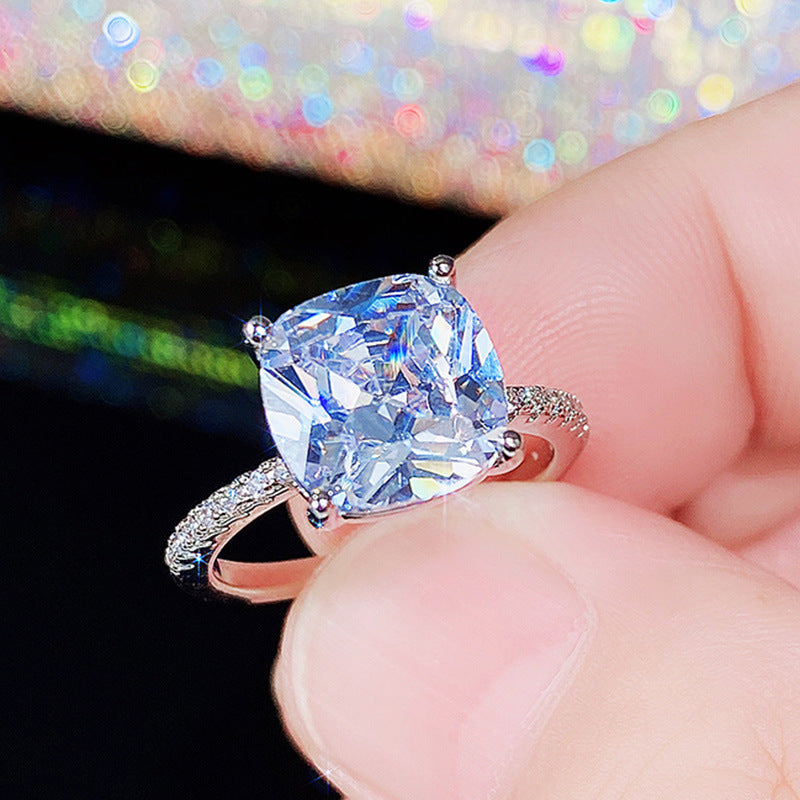 NEW Four-claw White Square Diamond Ring Large Zircon