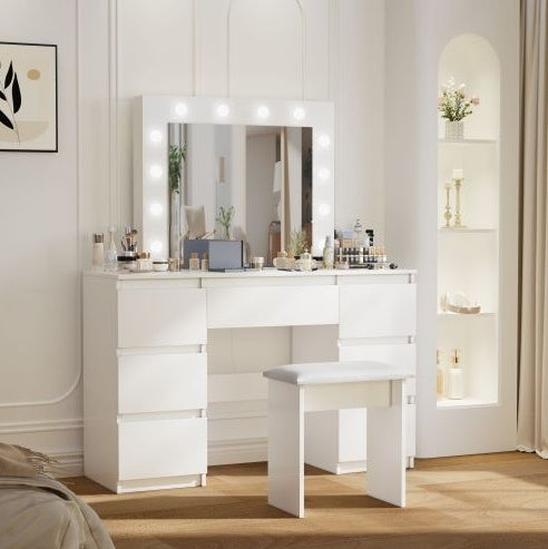 NEW Large White Vanity Tables With Mirror And Light