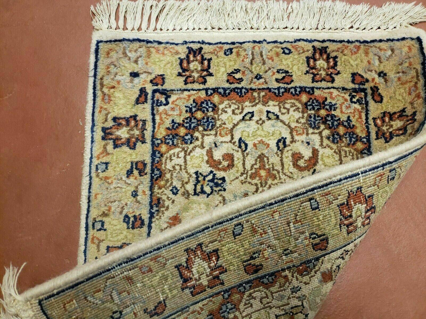 USED 1' 8" X 2' 4" Handmade Floral Oriental Wool Rug Carpet Ivory