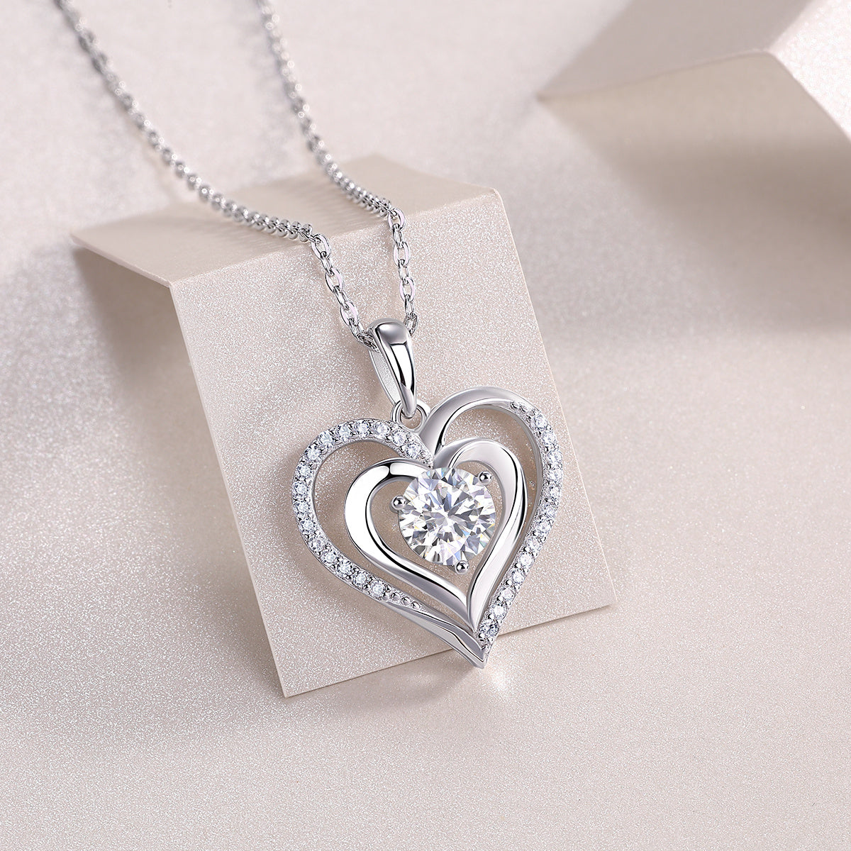 NEW Heart to Heart Luxury Fashion Diamond Pendant Necklace Set with Mosan Diamond Silver Ornaments