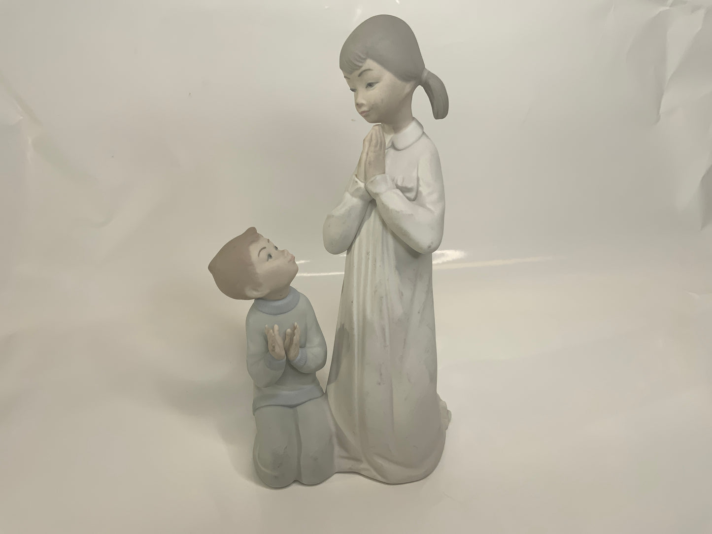 USED Collectible Lladro Teaching to pray LLADRÓ 4779