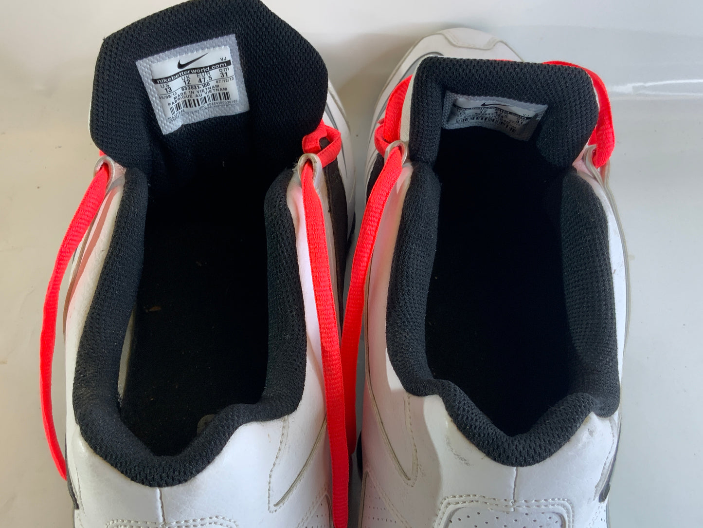 USED Nike Shox Metallic Silver Black Men’s 13 Shoe Athletic Sneakers