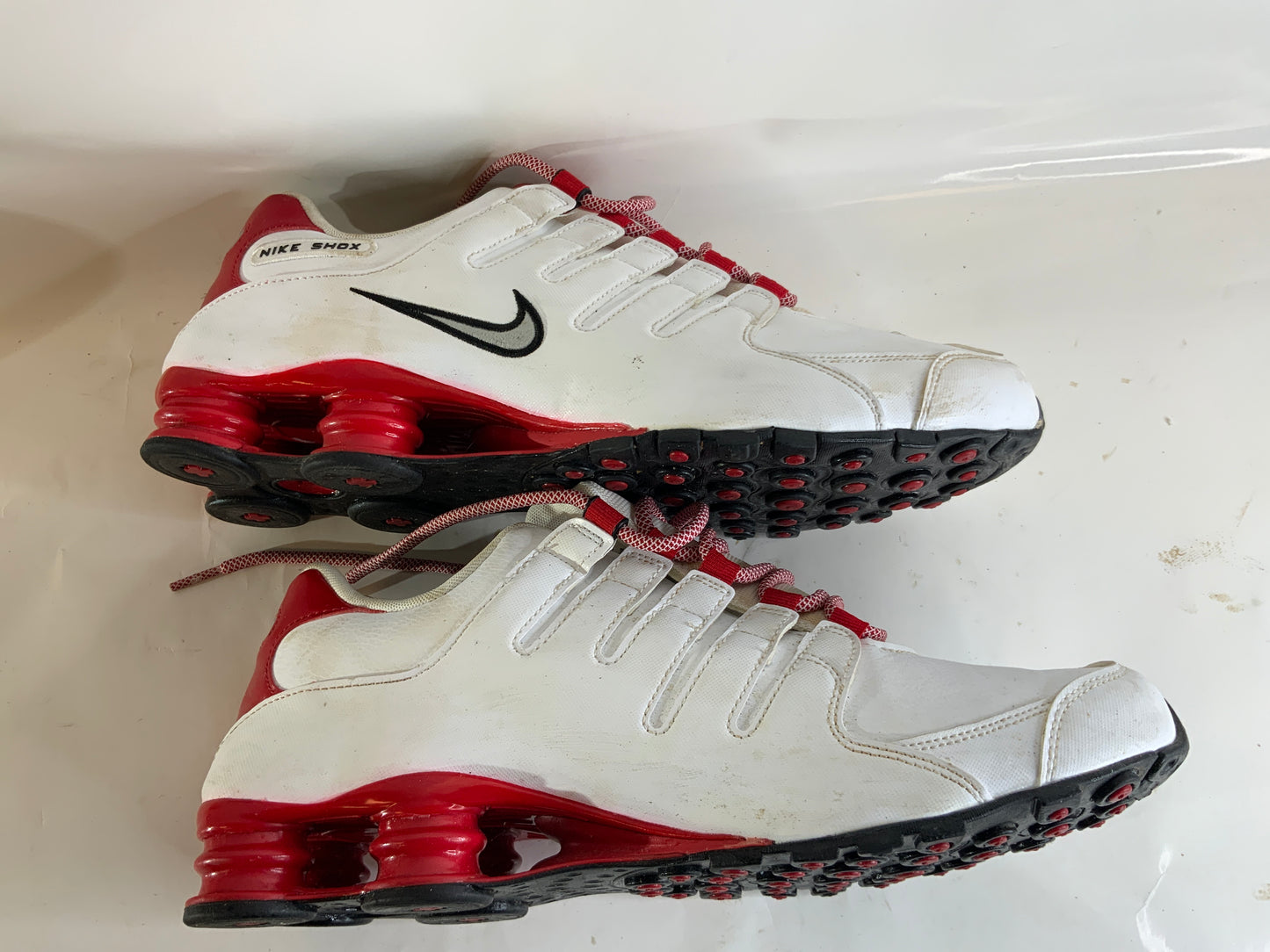 USED Nike Shox NZ White University Red Men’s 13 Shoe Athletic Sneakers