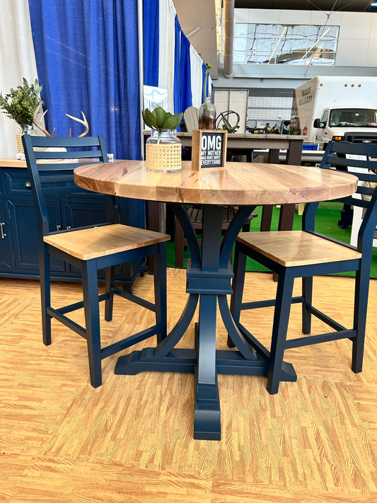 NEW Aspen Round Dining Table