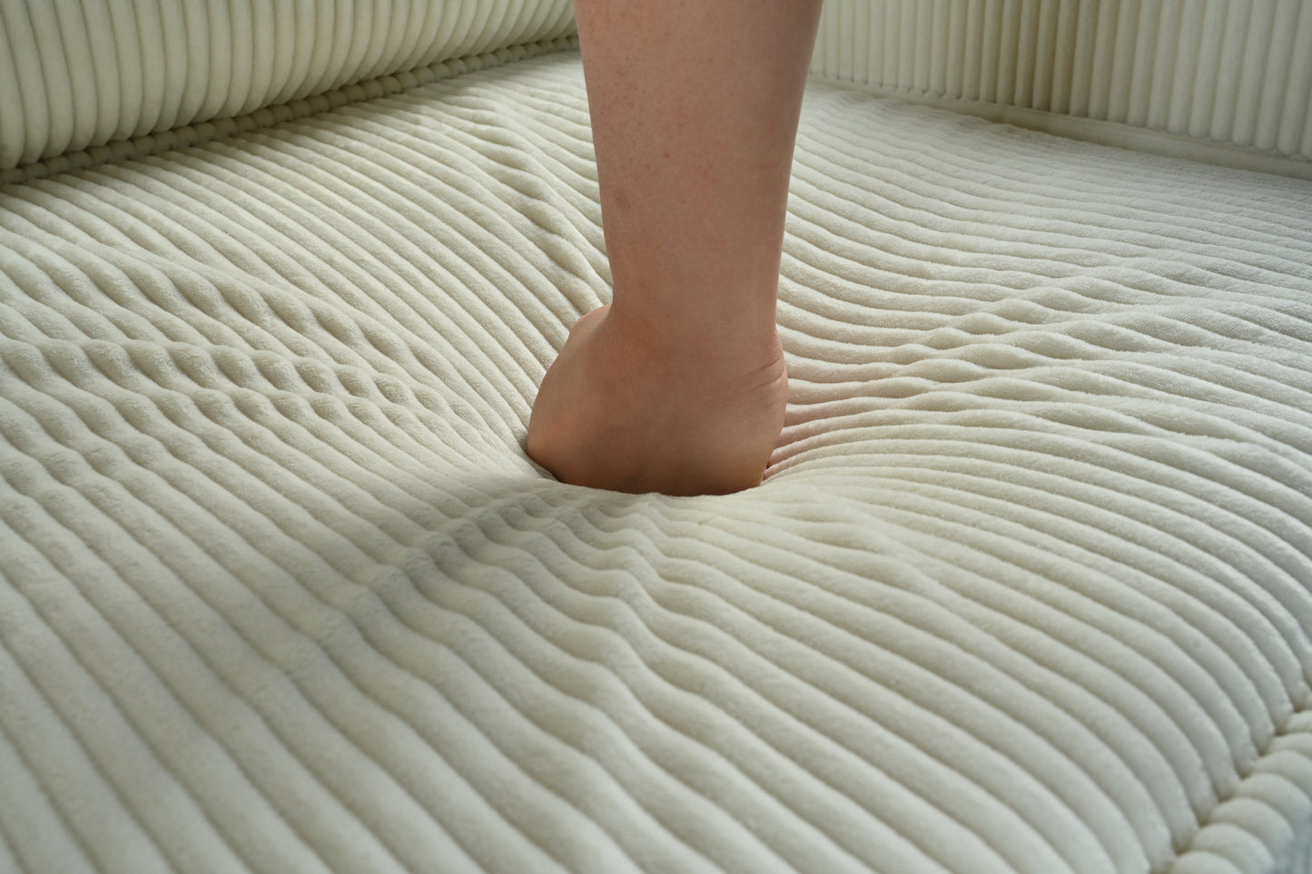 NEW L-shaped 4-Seater Corduroy Large Storage Armrest Sofa with Center Console and USB Charging