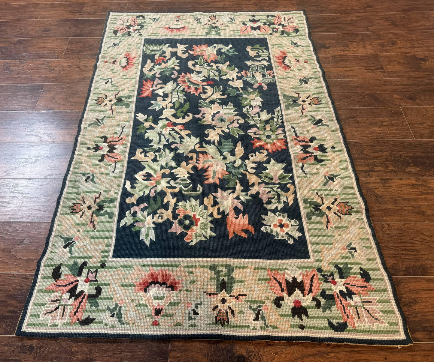 USED Vintage American Needlepoint Rug 4x6, Dark Green, Wool, Handmade, Flatweave Carpet