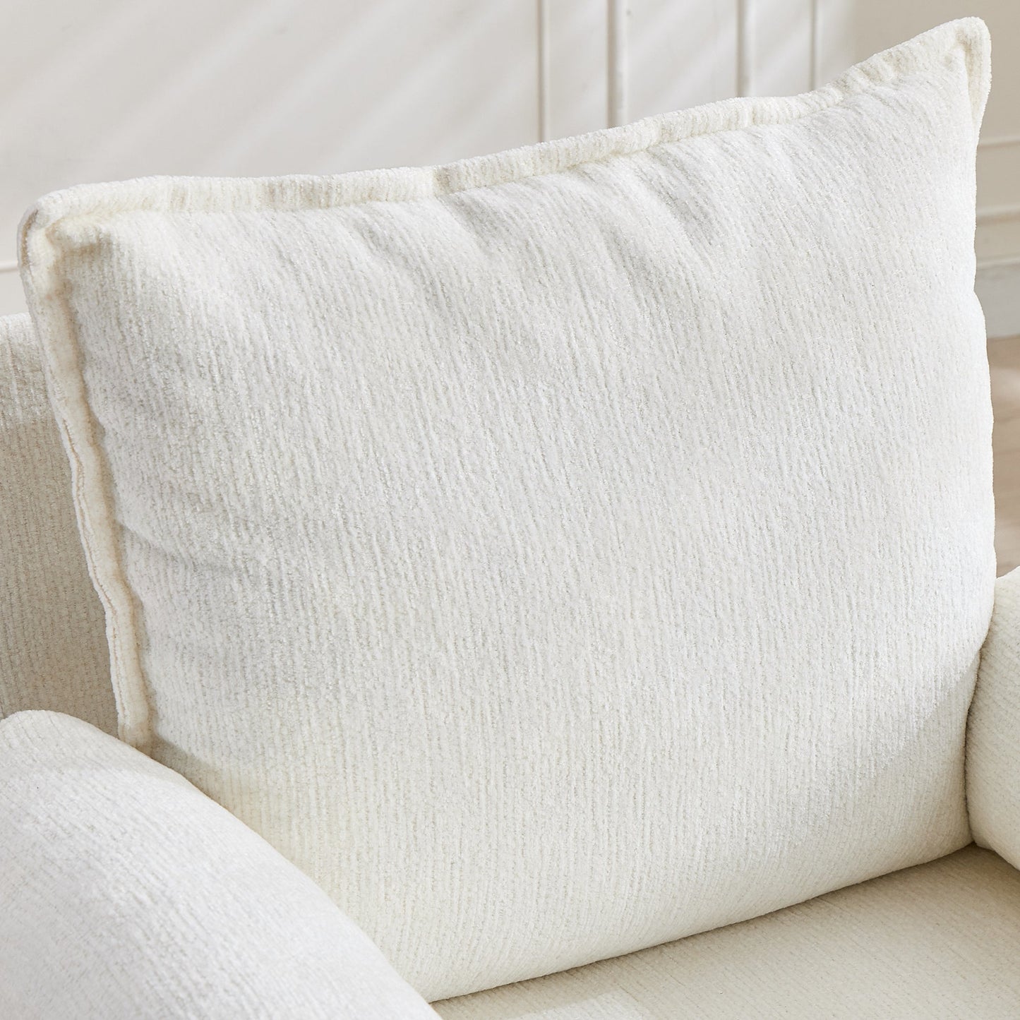 NEW Golden Leg Adjustable Frame Sofa in Creamy White Chenille, 31.5L x 28.5W x 34.7H inches