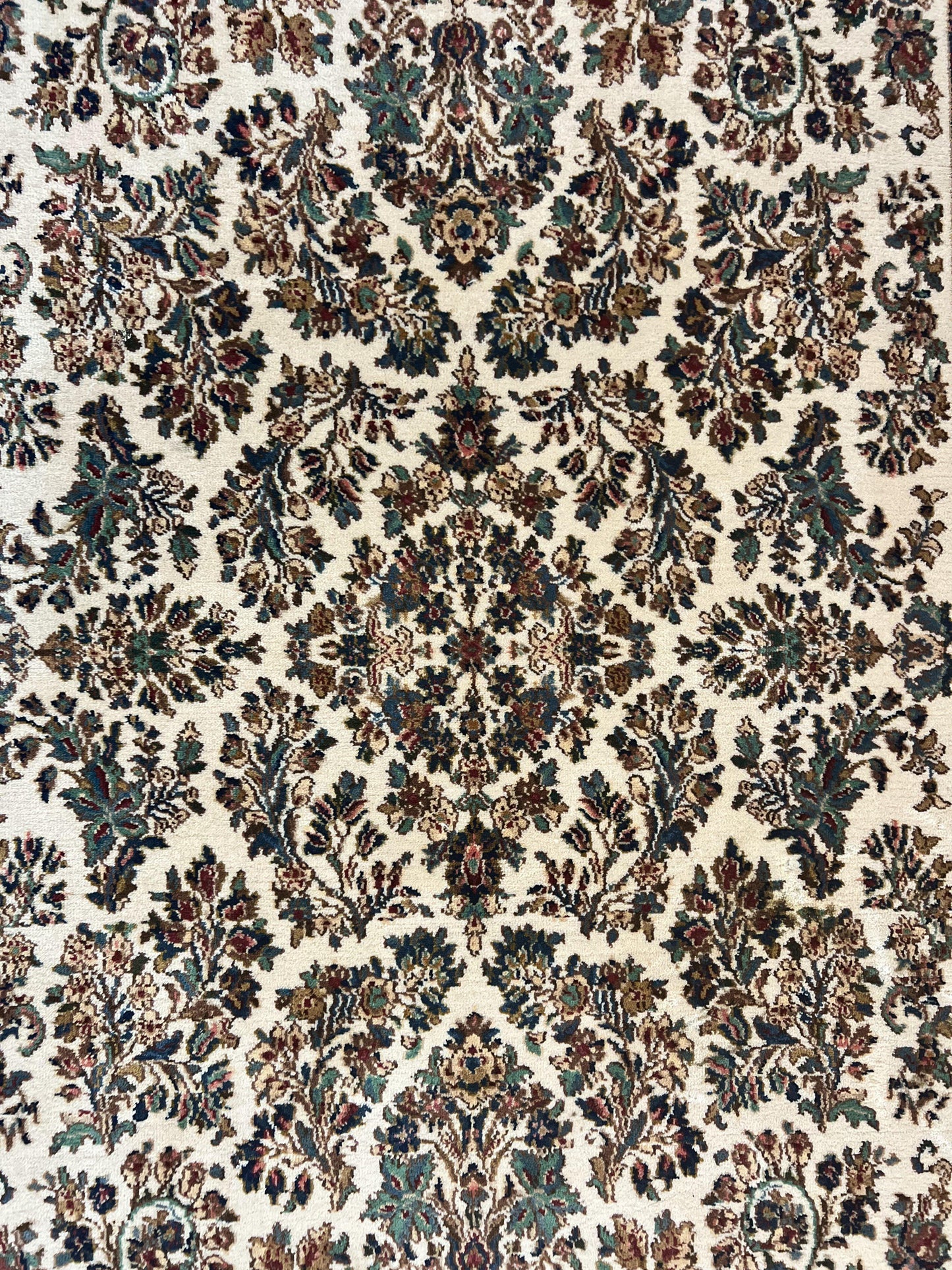 USED Karastan Rug 5.9 x 9, Ivory Sarouk #760, Wool Vintage Original Collection 700 Series