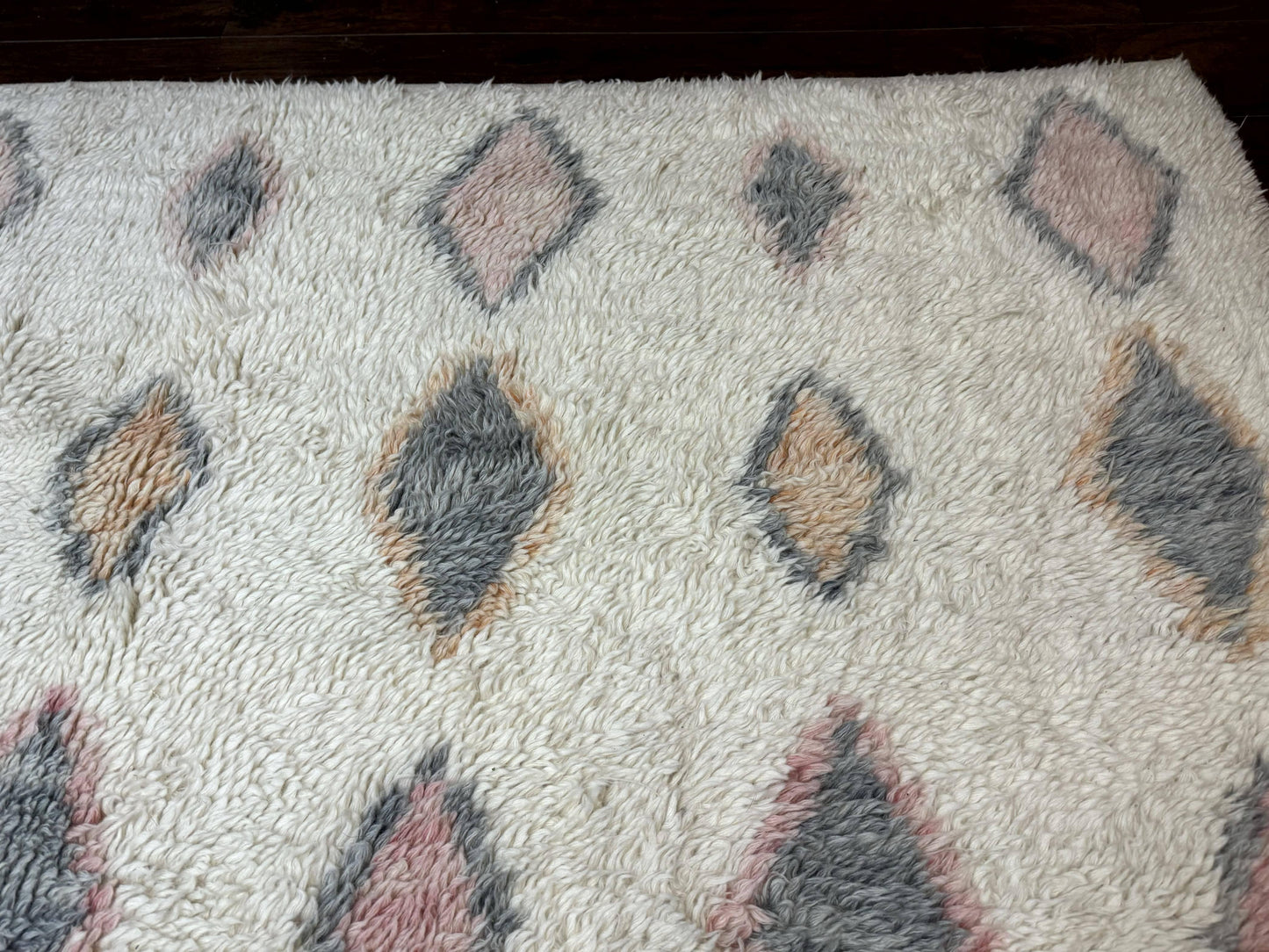 USED Large Modern Contemporary Indian Shag Rug 11x14, Ivory, Handmade Wool Carpet