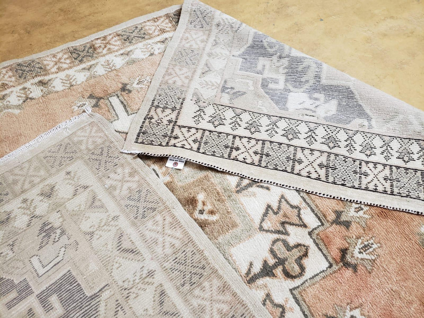 USED Antique Moroccan Rug 5x7 Tribal Carpet, Hand-Knotted Soft Wool Pile, 5 x 7 Area Rug, Berber Rug, Geometric Open Field Medallion, Pink Ivory