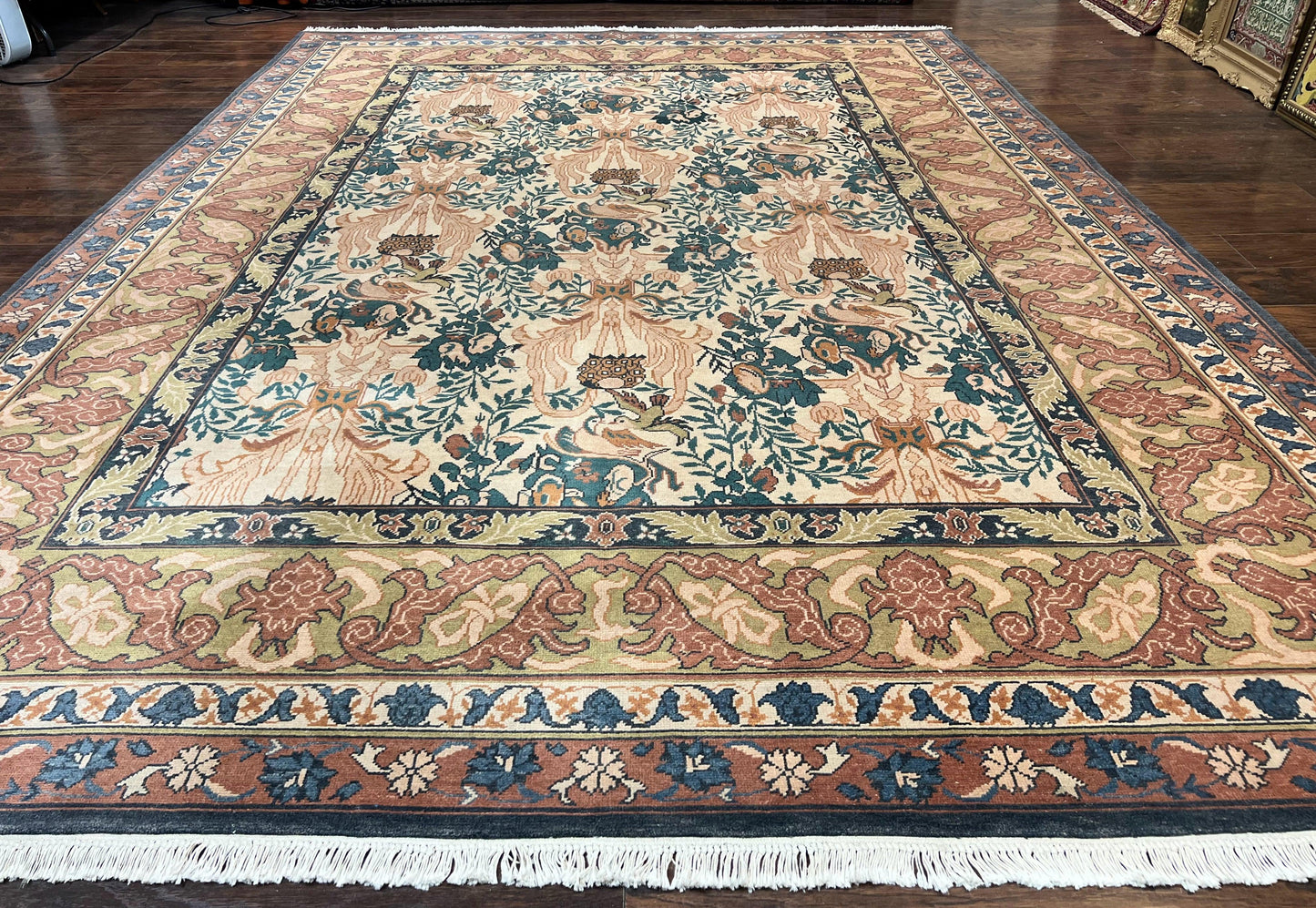 USED 10x13 Wool Rug, Floral Pattern, Birds, Handmade Vintage Carpet, Couristan Rug, Beige