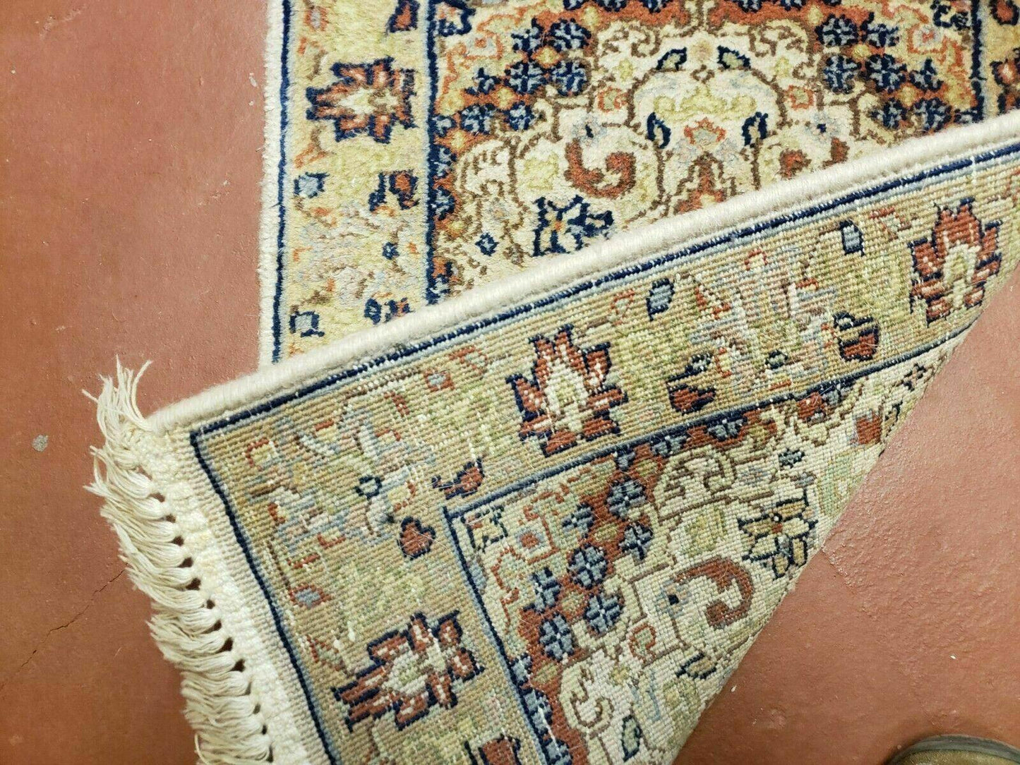 USED 1' 8" X 2' 4" Handmade Floral Oriental Wool Rug Carpet Ivory