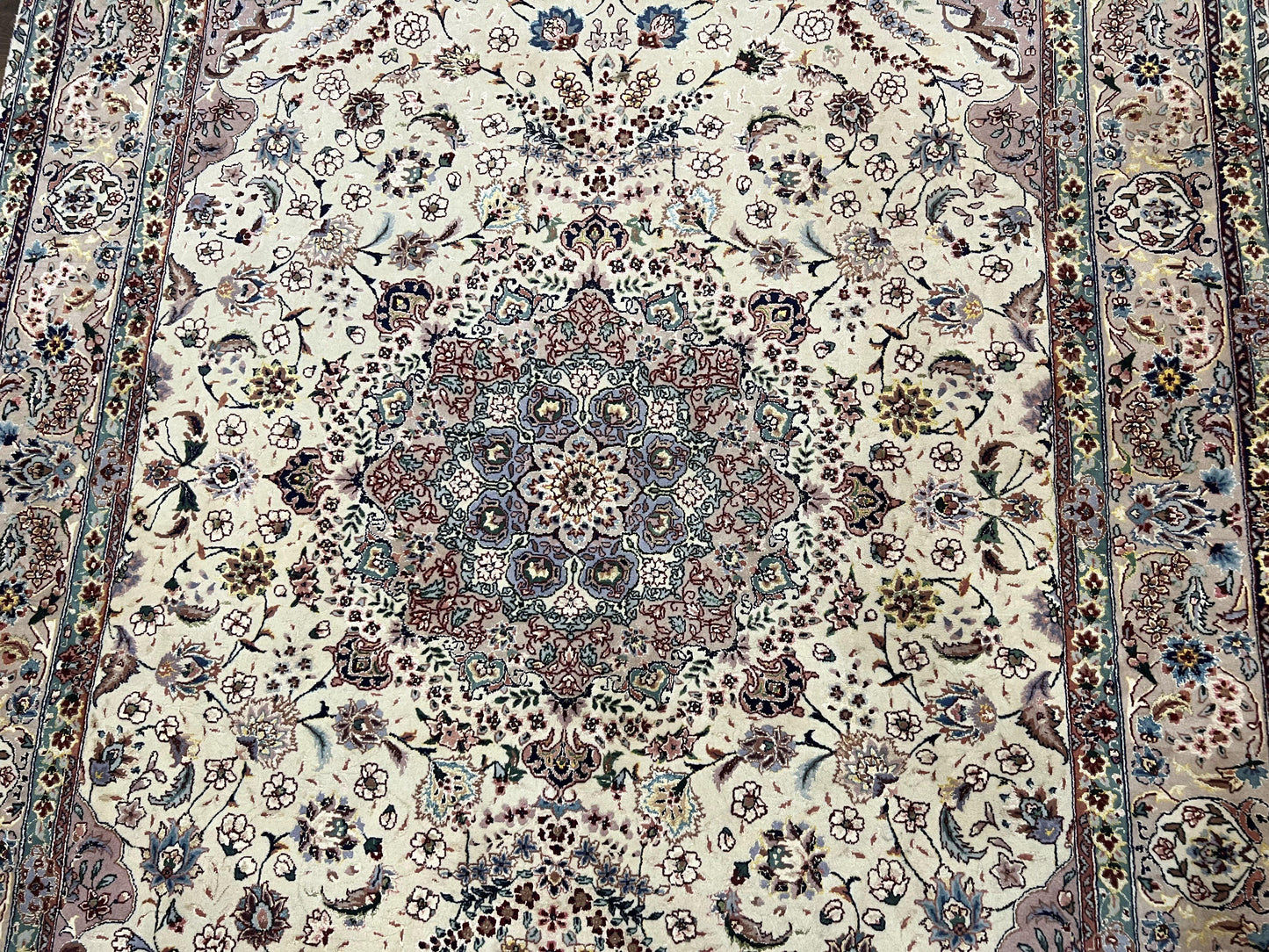 USED Beautiful Pak Persian Rug 6x9, Floral Medallion, Wool and Silk, Highly Detailed Elegant Carpet, Vintage Oriental Rug 6 x 9, Cream and Gray