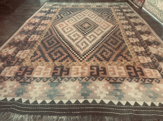 USED Antique Persian Tribal Kilim Rug 9x12, Zig Zag Pattern Kilim, Zarand Rug, Wool, Earth Tone Colors