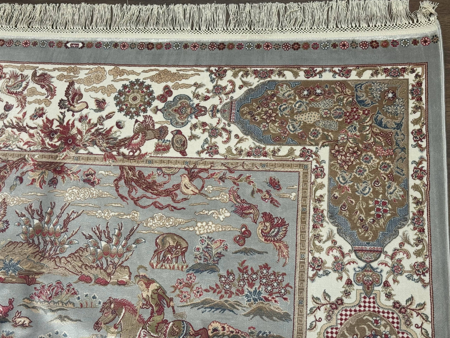 USED Turkish Silk Rug 5x7, Hunting Design, Animal Pictorials, Bamboo Silk