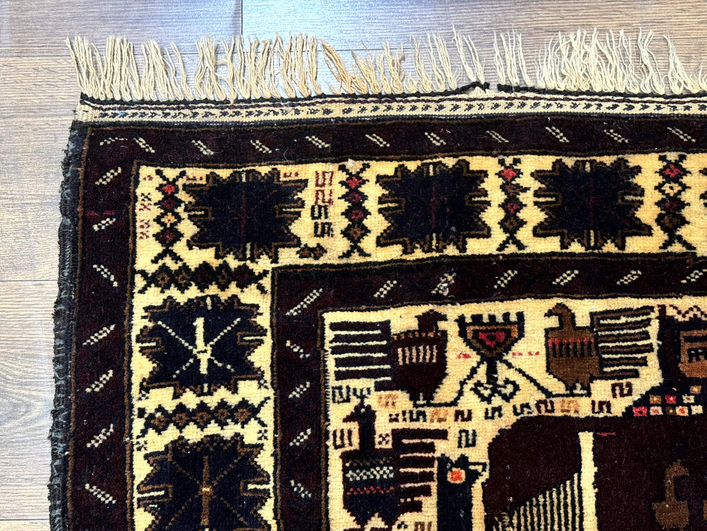 USED Persian Baluch Tribal Rug 4x6, Human and Bird Pictorials, Vintage, Wool, Collectible