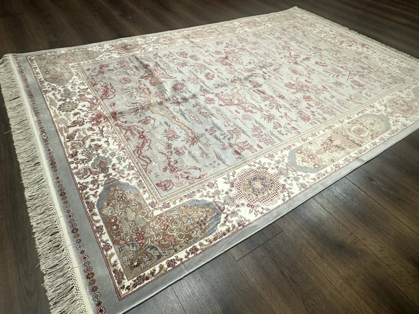 USED Turkish Silk Rug 5x7, Hunting Design, Animal Pictorials, Bamboo Silk