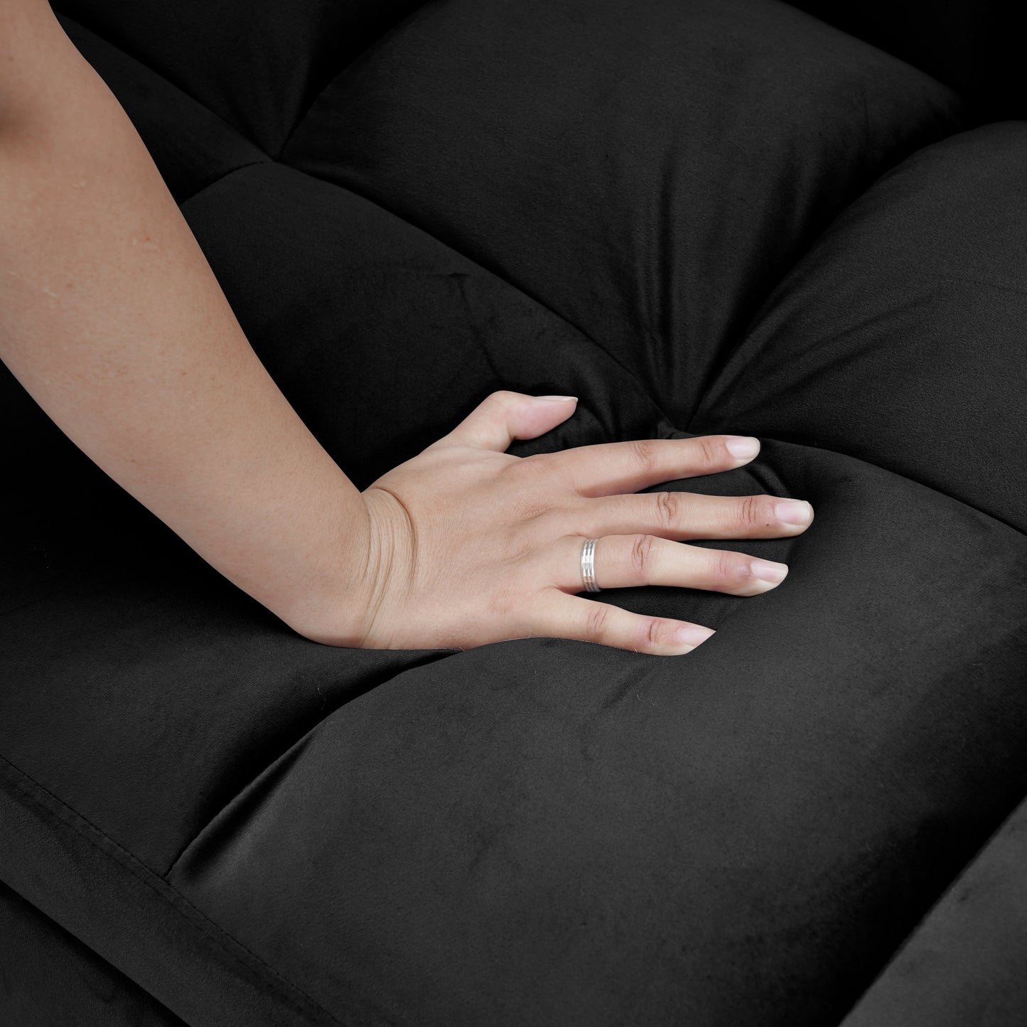 NEW 65 '3-in-1 foldable large size sofa bed, modern velvet double sofa, sofa bed with adjustable back, storage bag and pillow, suitable for living room, bedroom (biack)