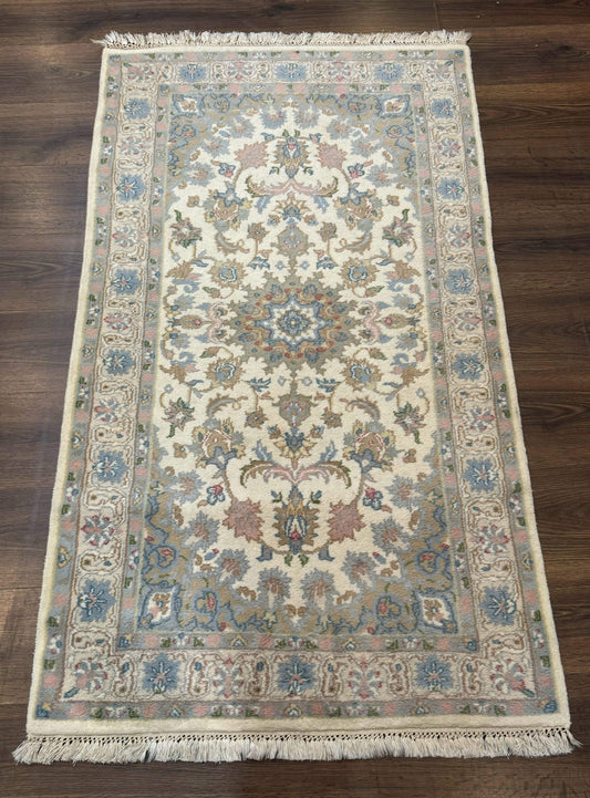 USED Indo Persian Rug 3x5, Wool, Vintage, Floral Medallion, Light Colors