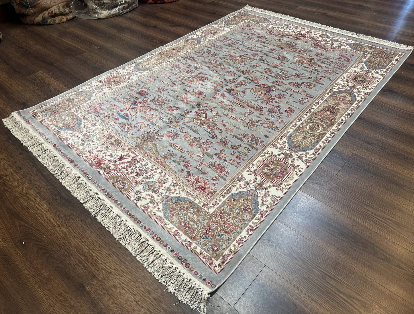 USED Turkish Silk Rug 5x7, Hunting Design, Animal Pictorials, Bamboo Silk