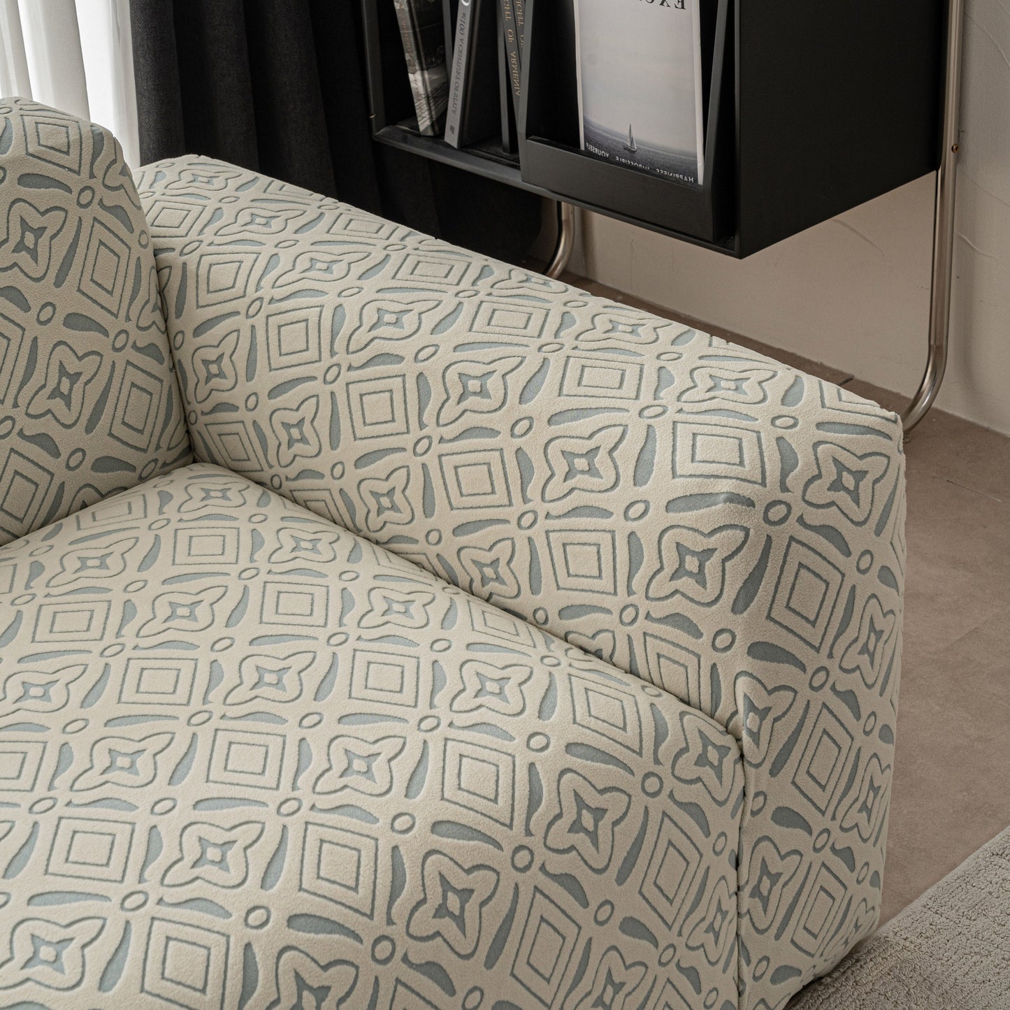 NEW 3D Jacquard Geometric Sofa Cover, High Stretch Soft Polar Fleece Slipcover for Couch