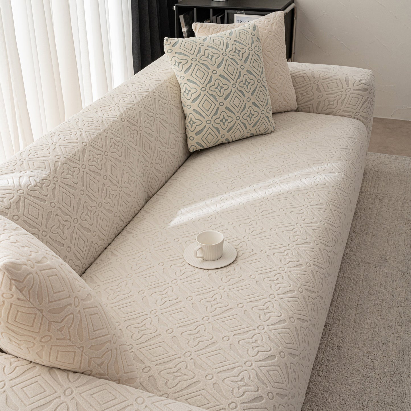 NEW 3D Jacquard Geometric Sofa Cover, High Stretch Soft Polar Fleece Slipcover for Couch
