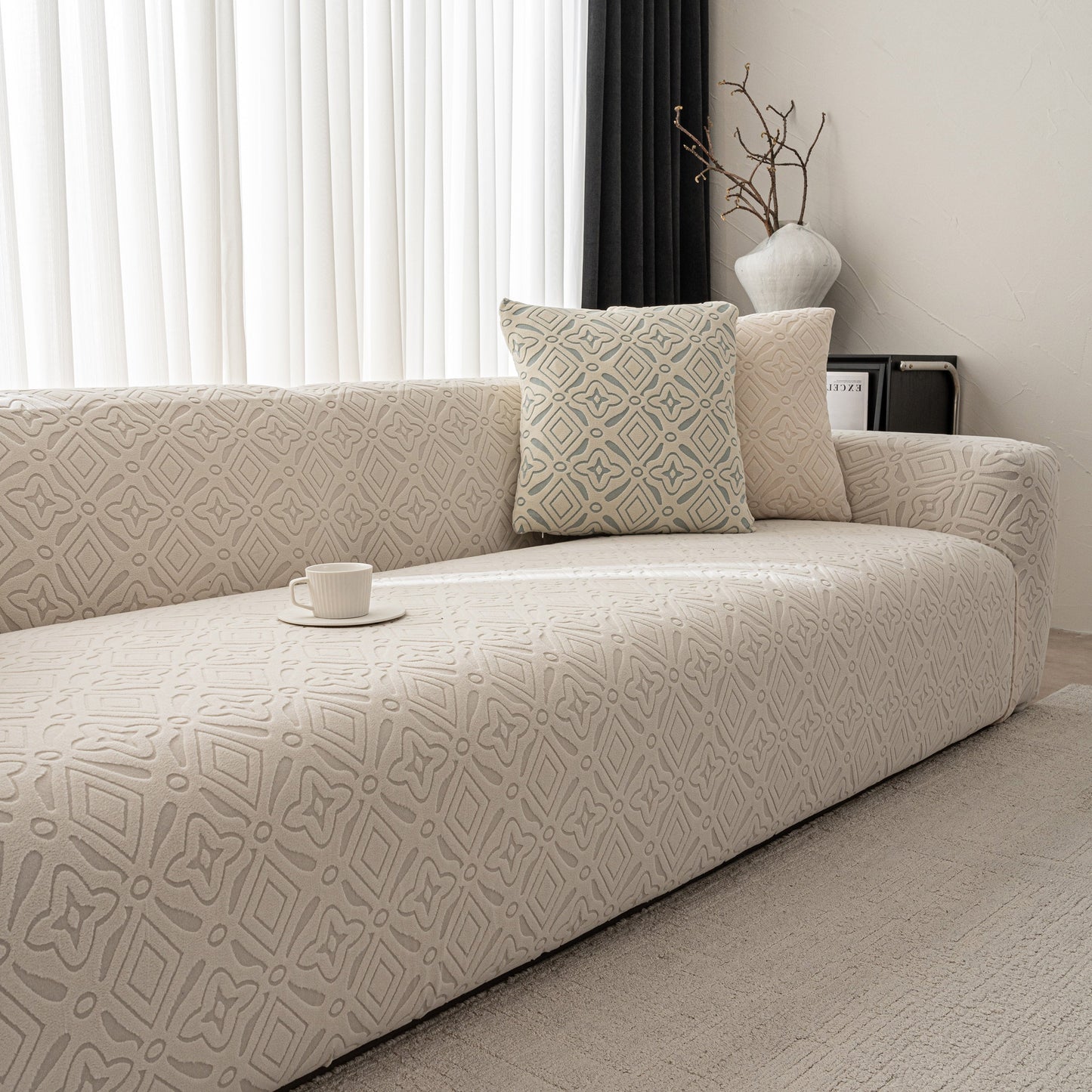 NEW 3D Jacquard Geometric Sofa Cover, High Stretch Soft Polar Fleece Slipcover for Couch