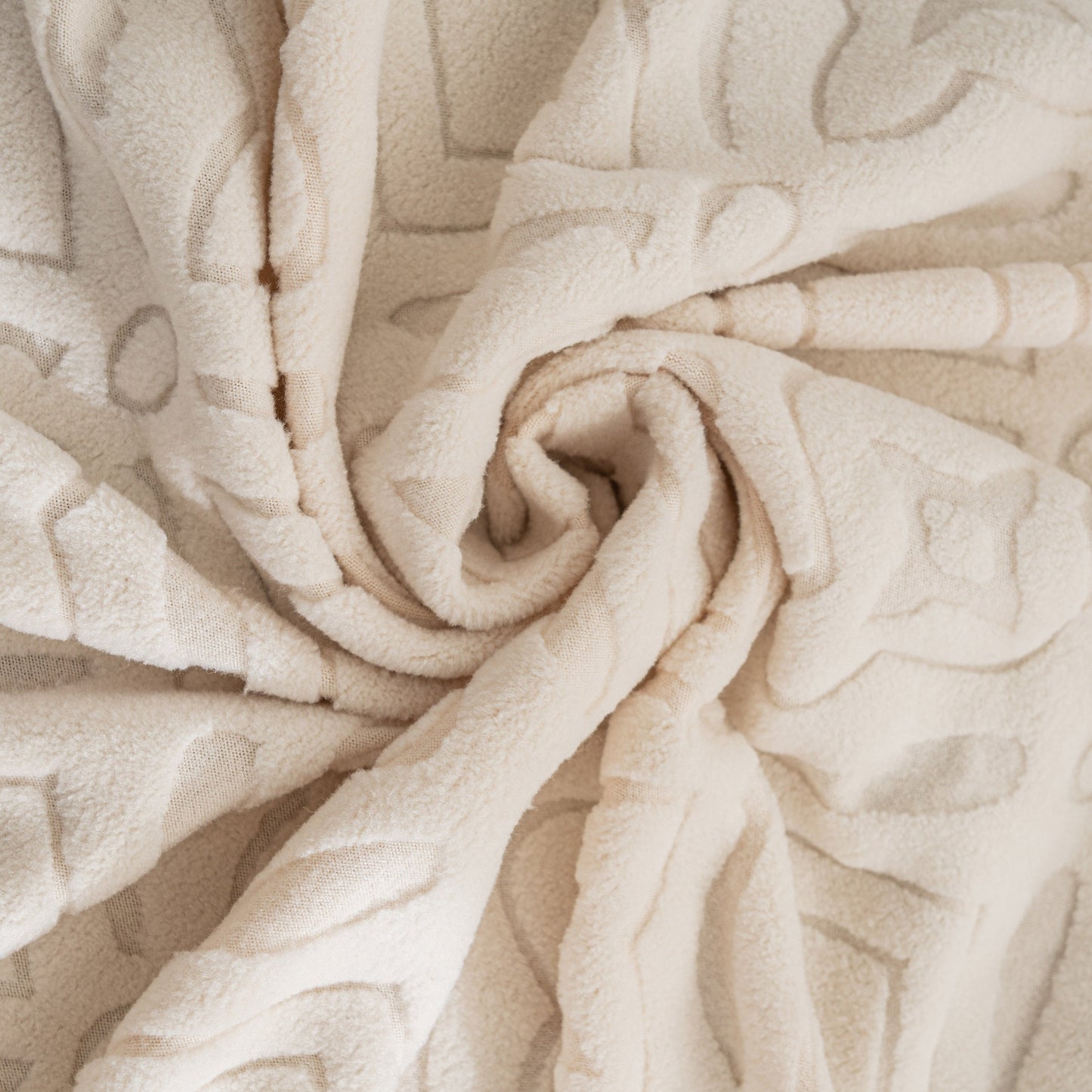 NEW 3D Jacquard Geometric Sofa Cover, High Stretch Soft Polar Fleece Slipcover for Couch