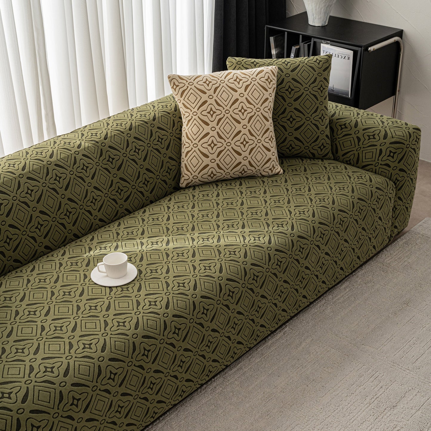 NEW 3D Jacquard Geometric Sofa Cover, High Stretch Soft Polar Fleece Slipcover for Couch