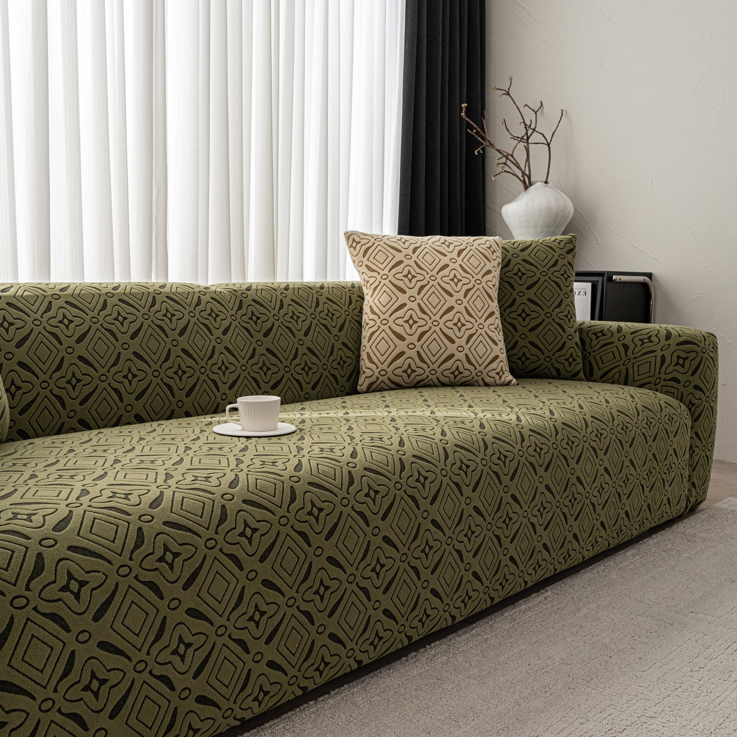 NEW 3D Jacquard Geometric Sofa Cover, High Stretch Soft Polar Fleece Slipcover for Couch