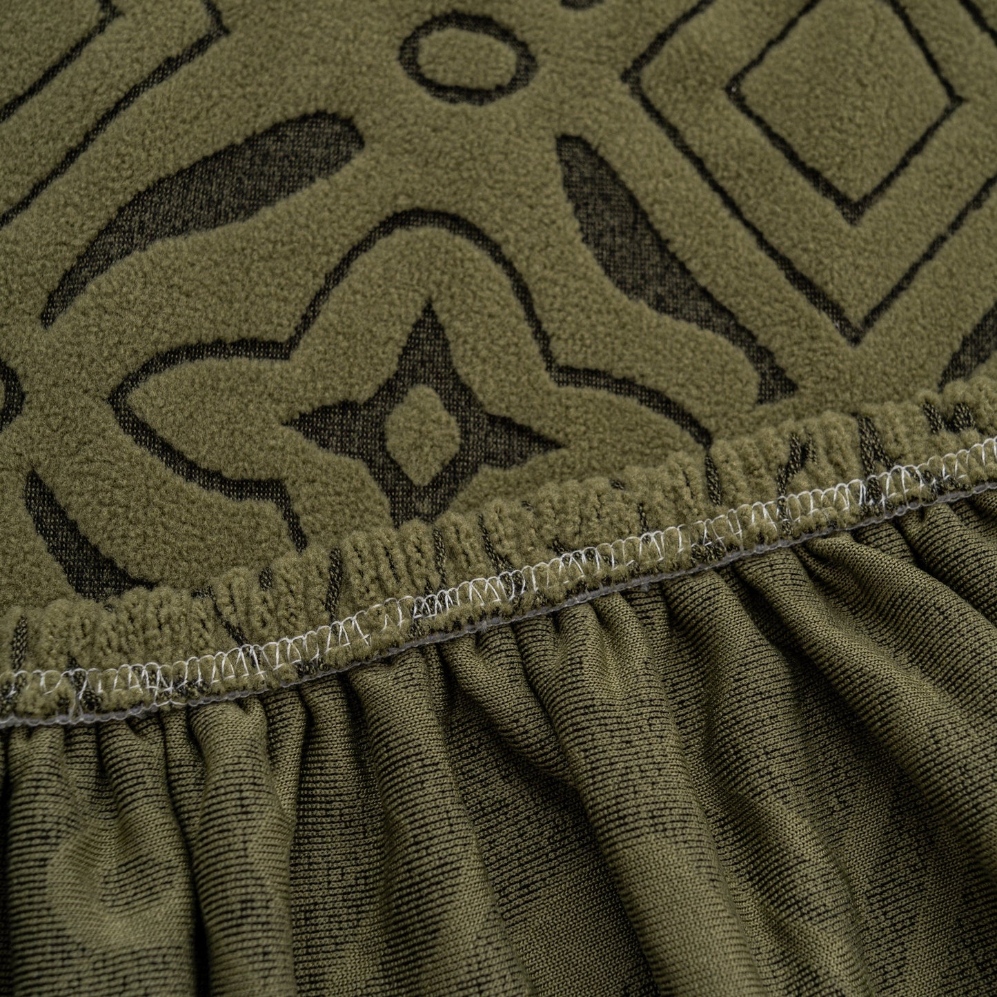 NEW 3D Jacquard Geometric Sofa Cover, High Stretch Soft Polar Fleece Slipcover for Couch