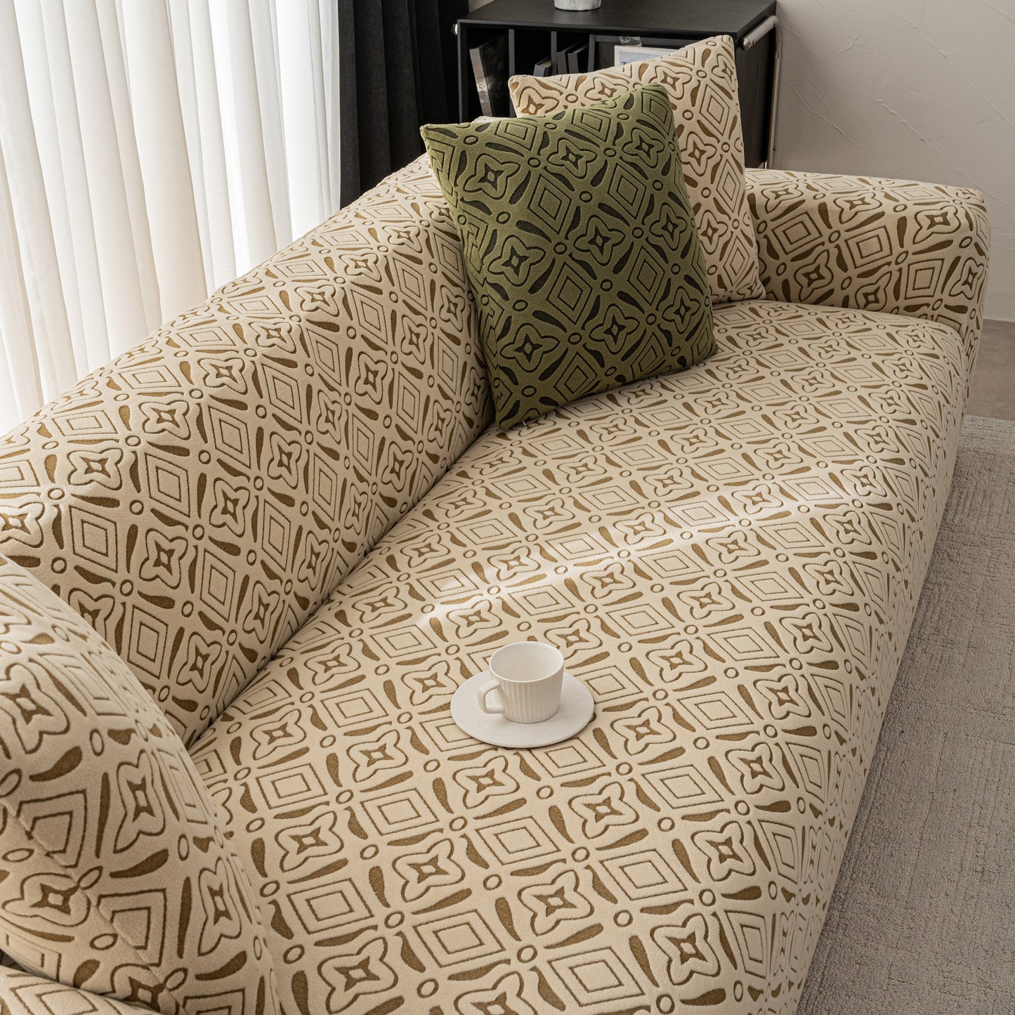 NEW 3D Jacquard Geometric Sofa Cover, High Stretch Soft Polar Fleece Slipcover for Couch