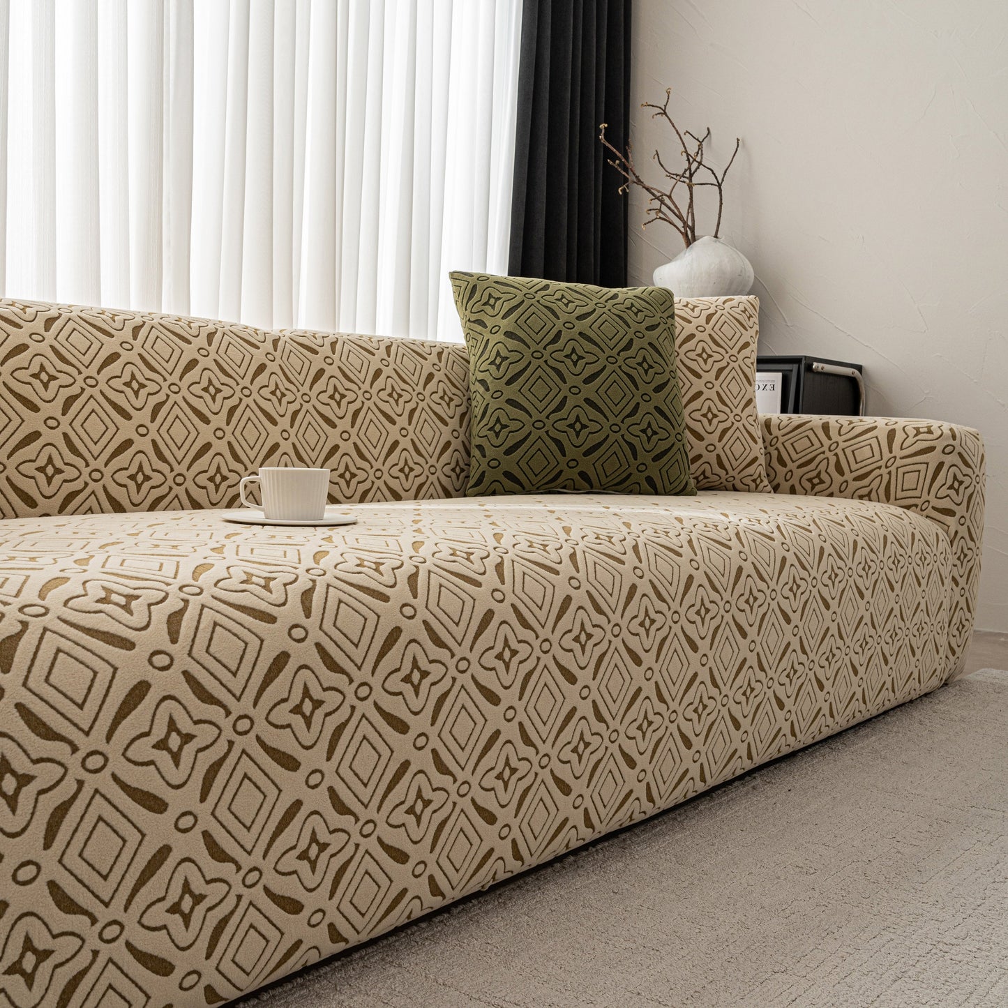 NEW 3D Jacquard Geometric Sofa Cover, High Stretch Soft Polar Fleece Slipcover for Couch