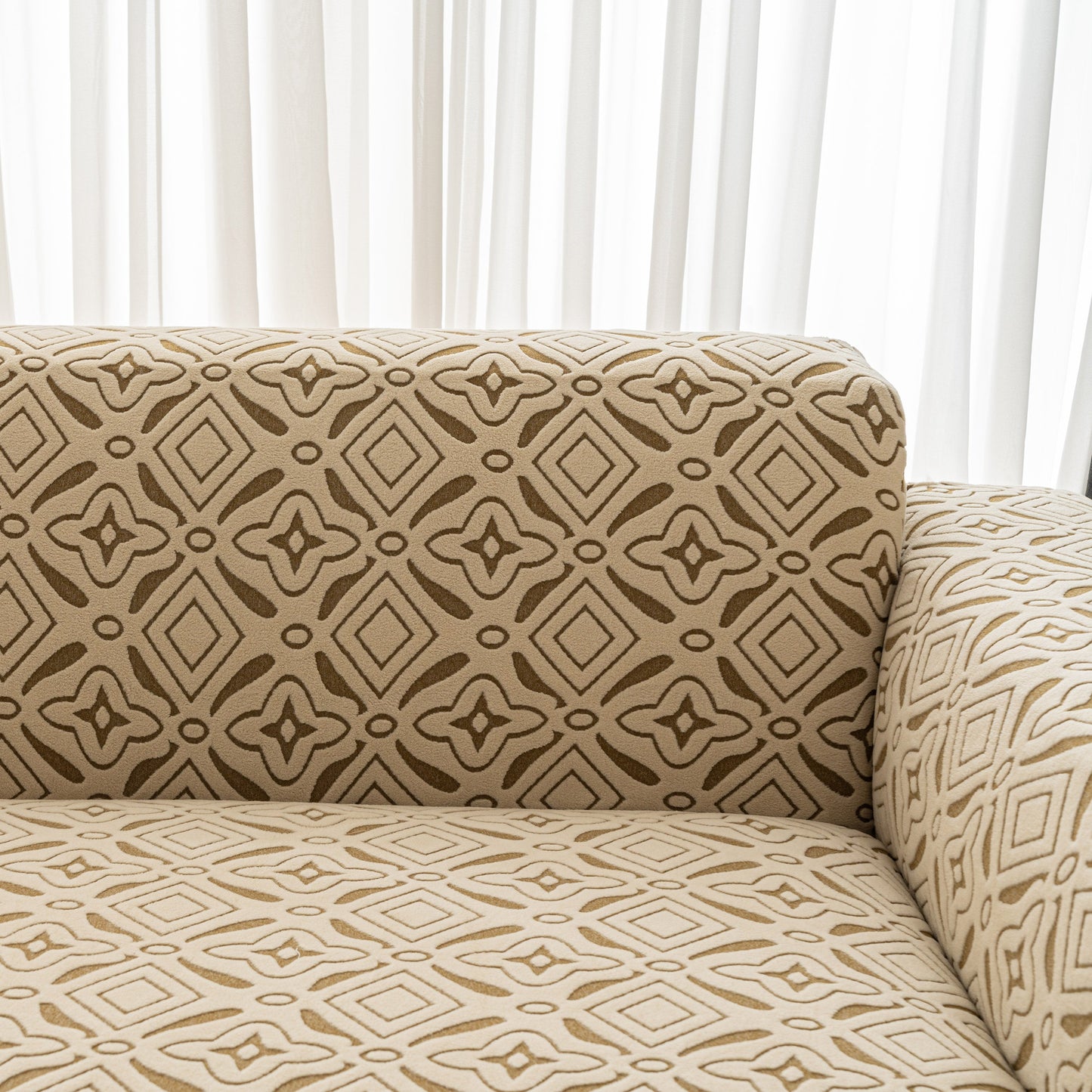 NEW 3D Jacquard Geometric Sofa Cover, High Stretch Soft Polar Fleece Slipcover for Couch